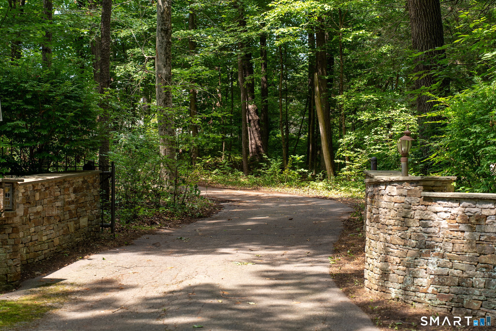 529 Deercliff Road photo 15