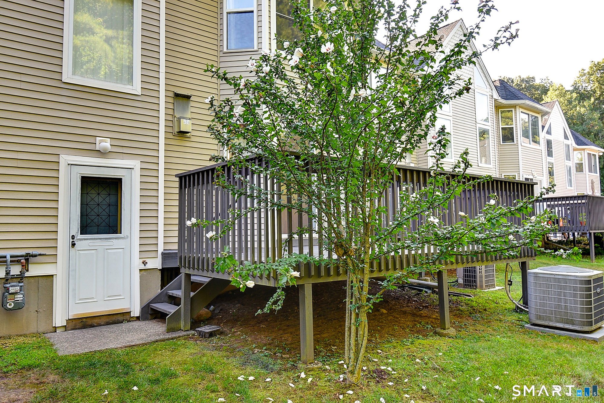 51 Florence Way Unit #51 photo 33