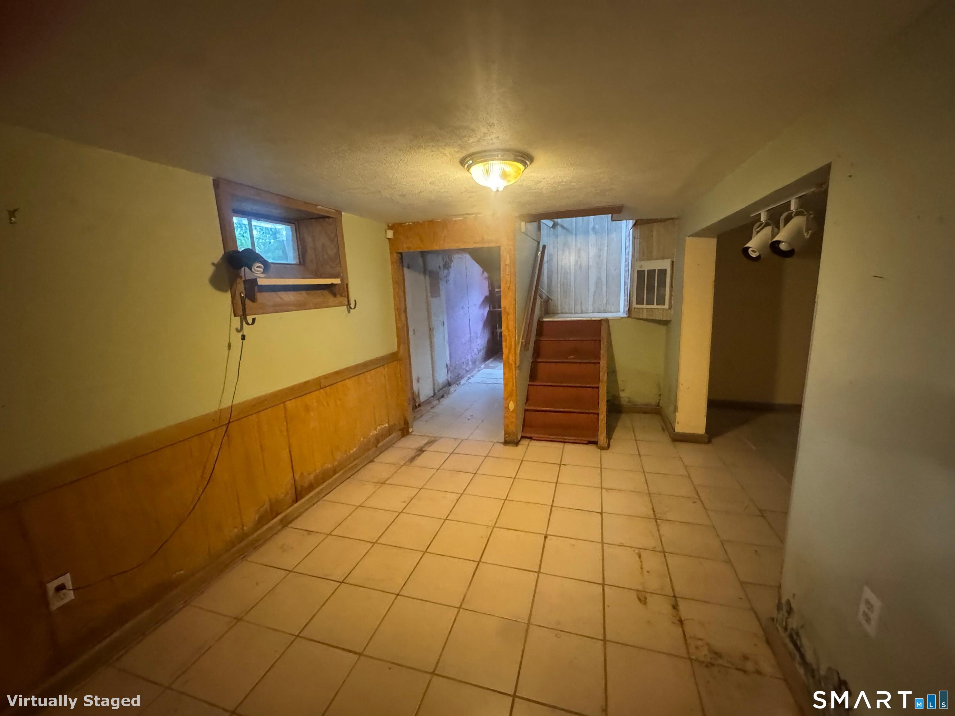 38 Ledyard Avenue photo 14