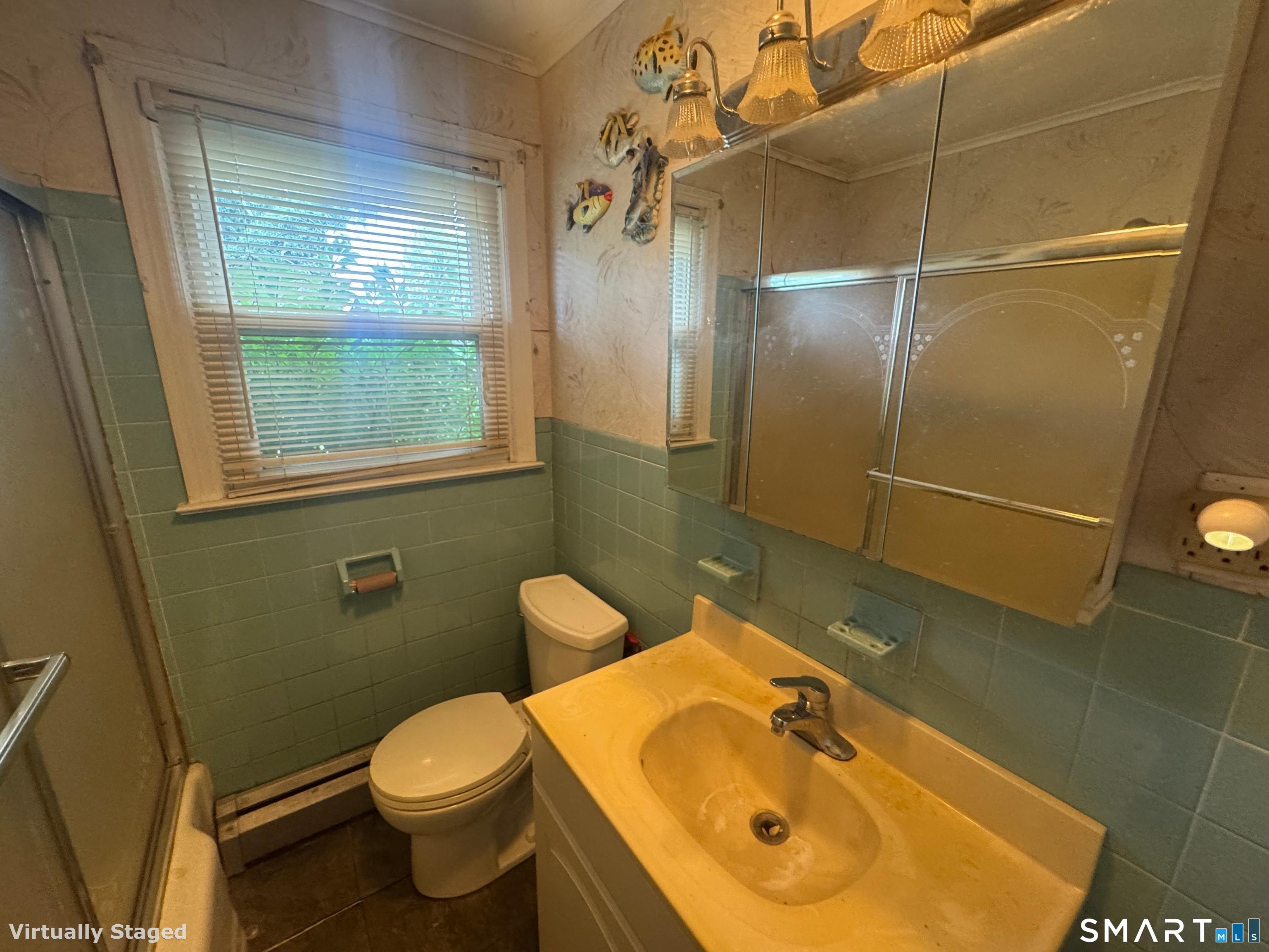38 Ledyard Avenue photo 10