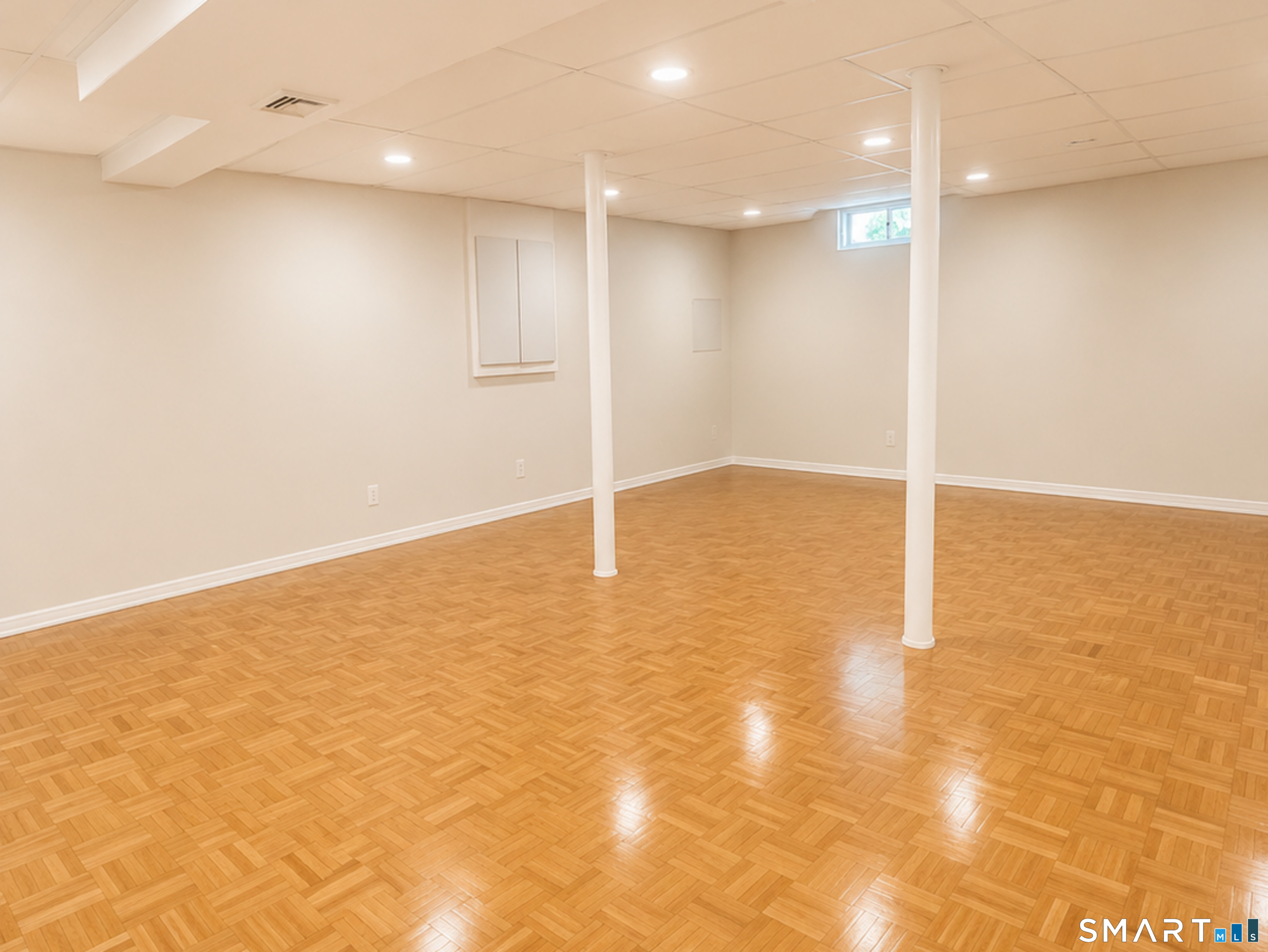 220 Castle Avenue Unit #220 photo 9