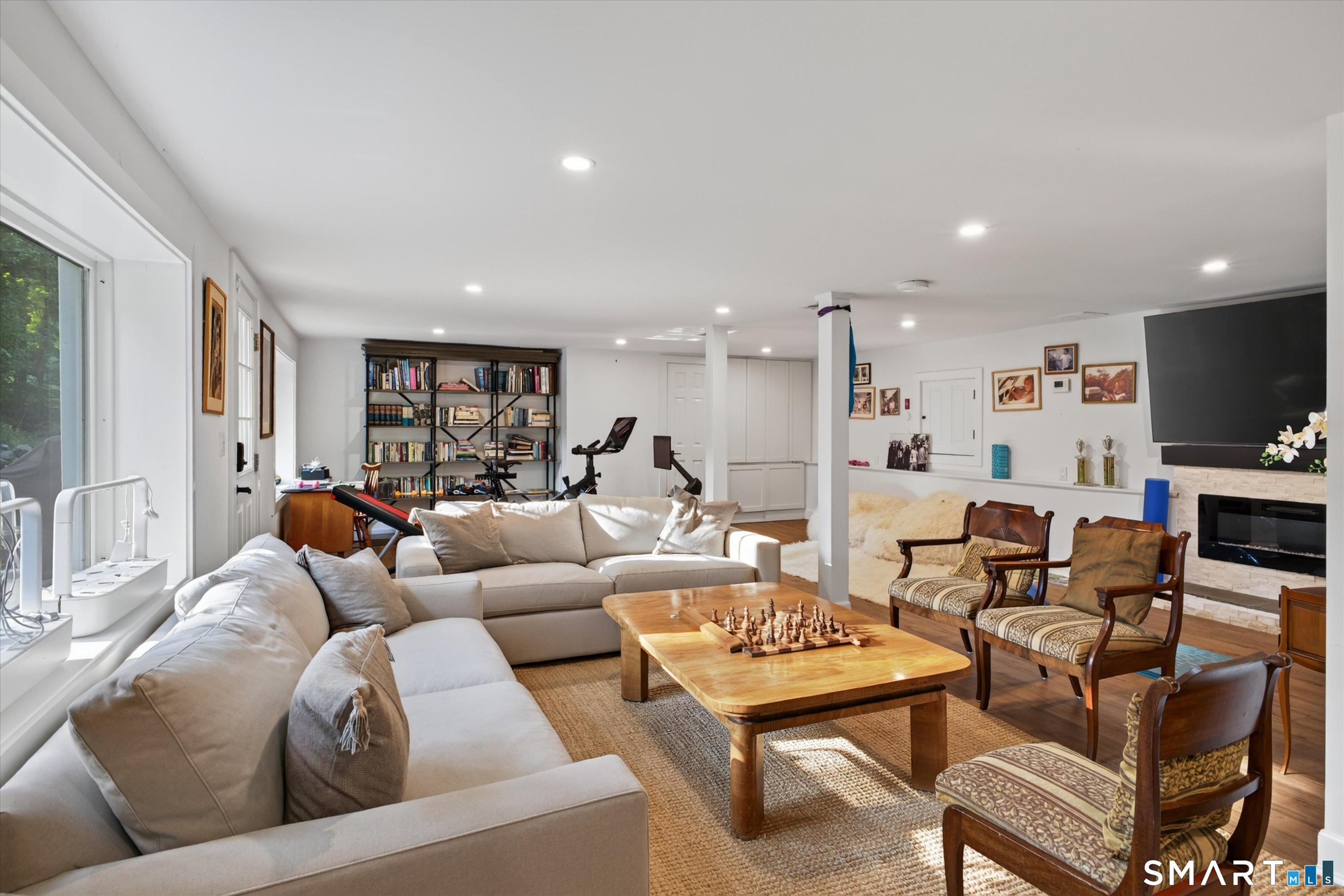 6 Abbotts Lane photo 37