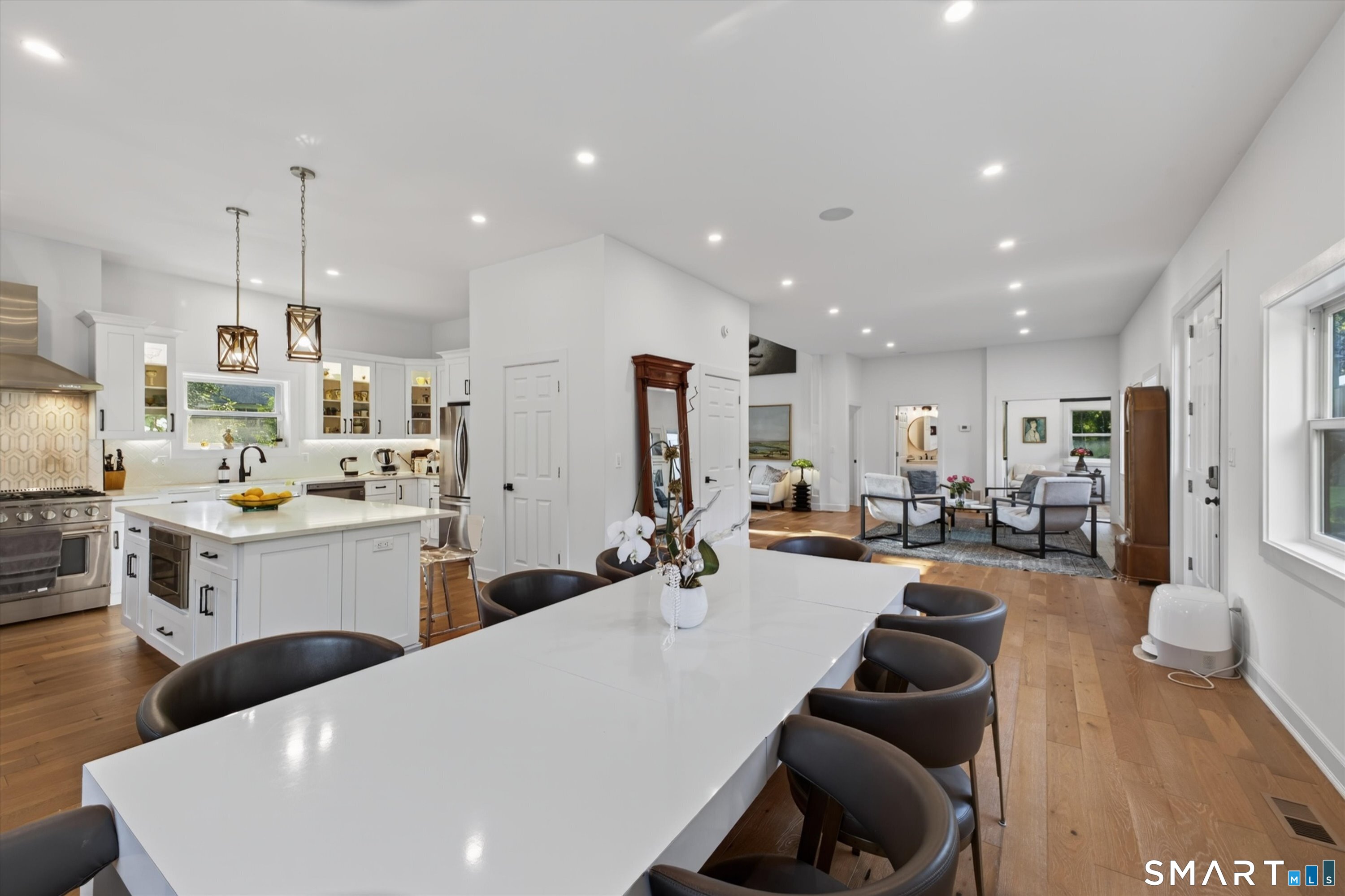 6 Abbotts Lane photo 11