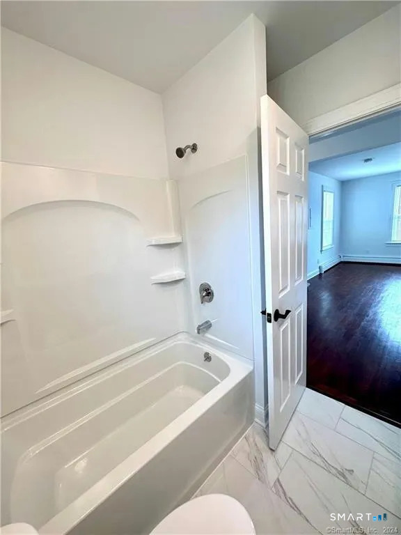 74 Howard Avenue photo 8