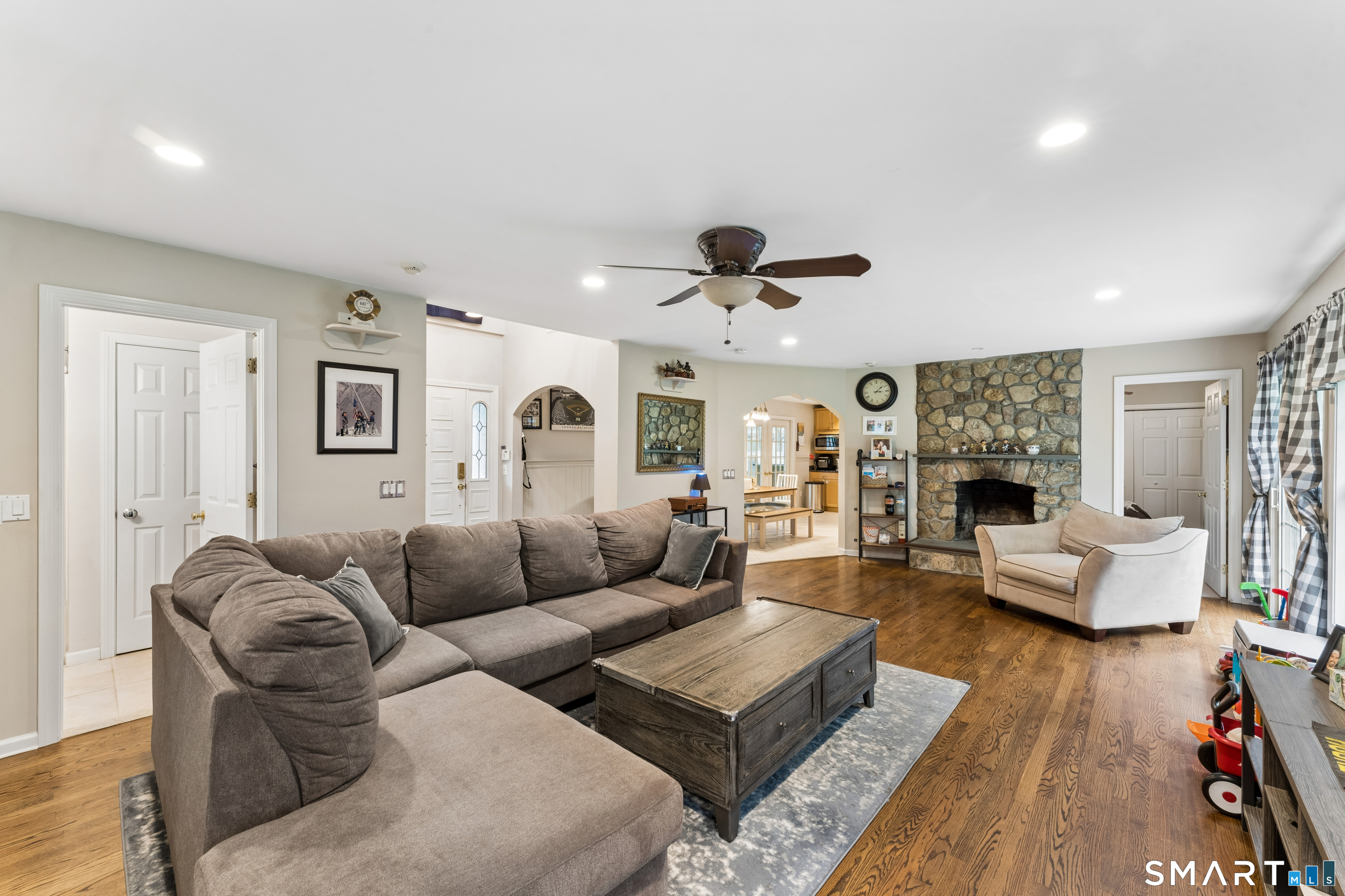 72 Alpine Drive photo 18