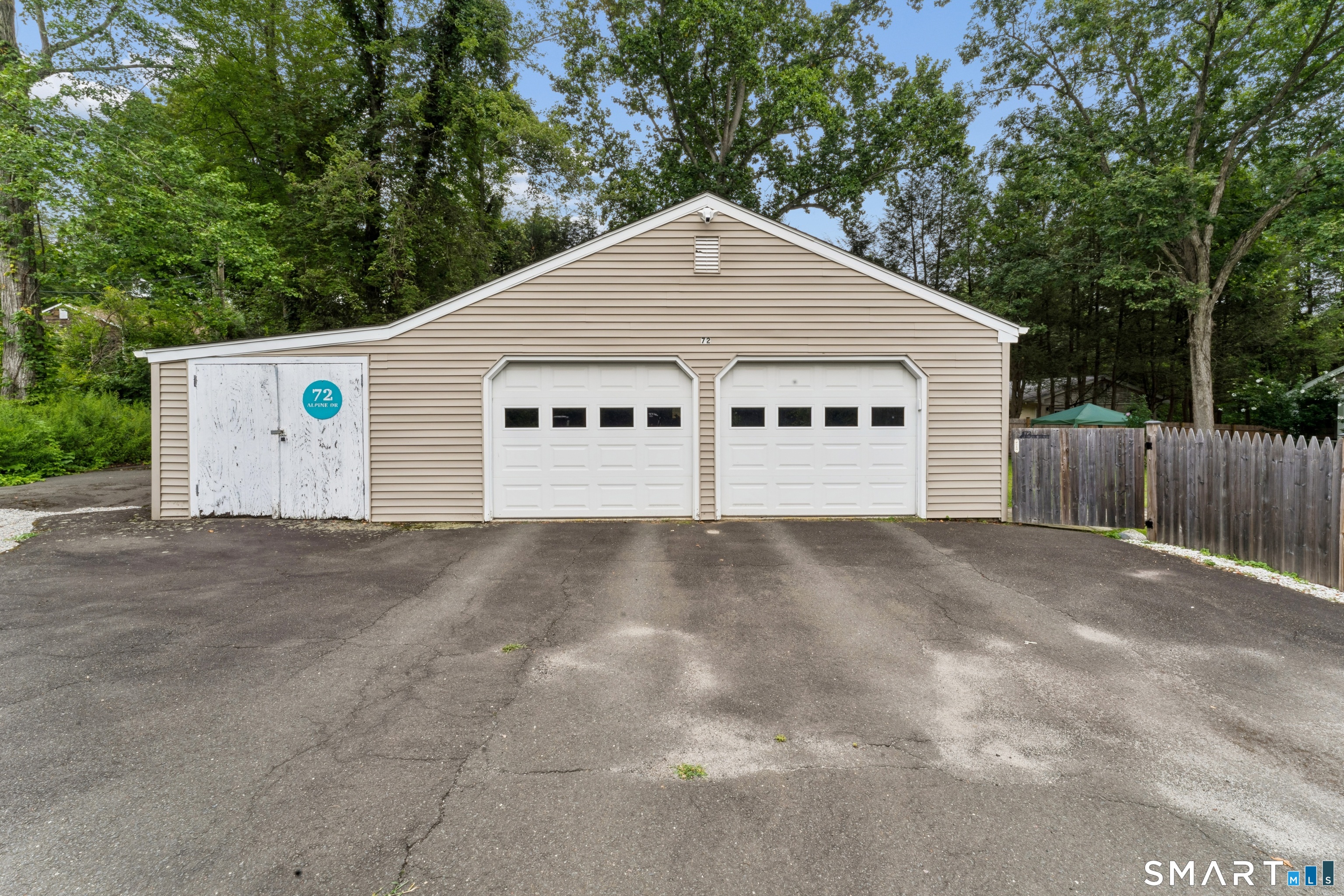 72 Alpine Drive photo 39