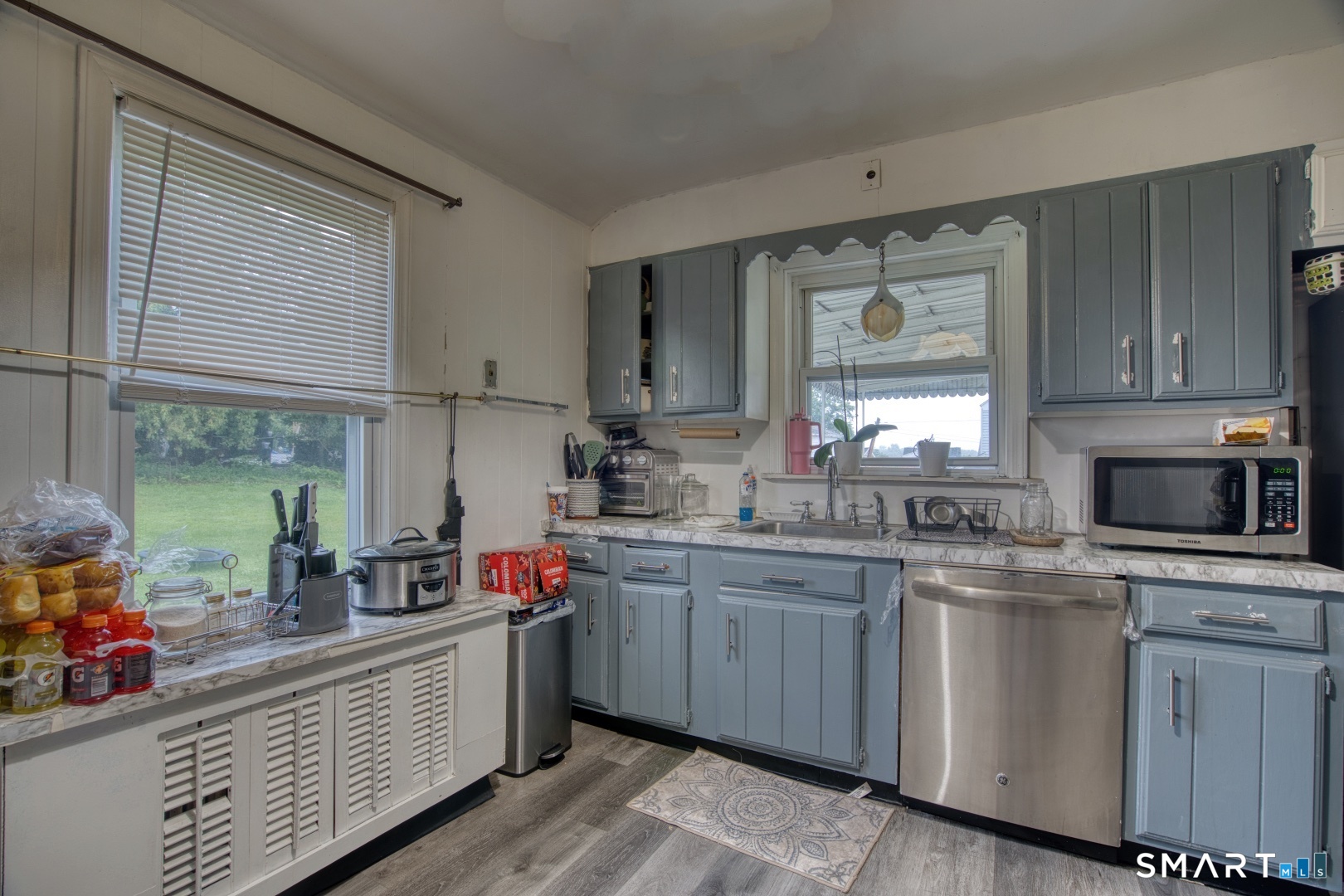 76 Springdale Street photo 27