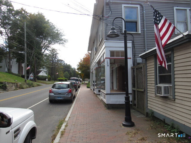 124 Main Street Unit #3 photo 4