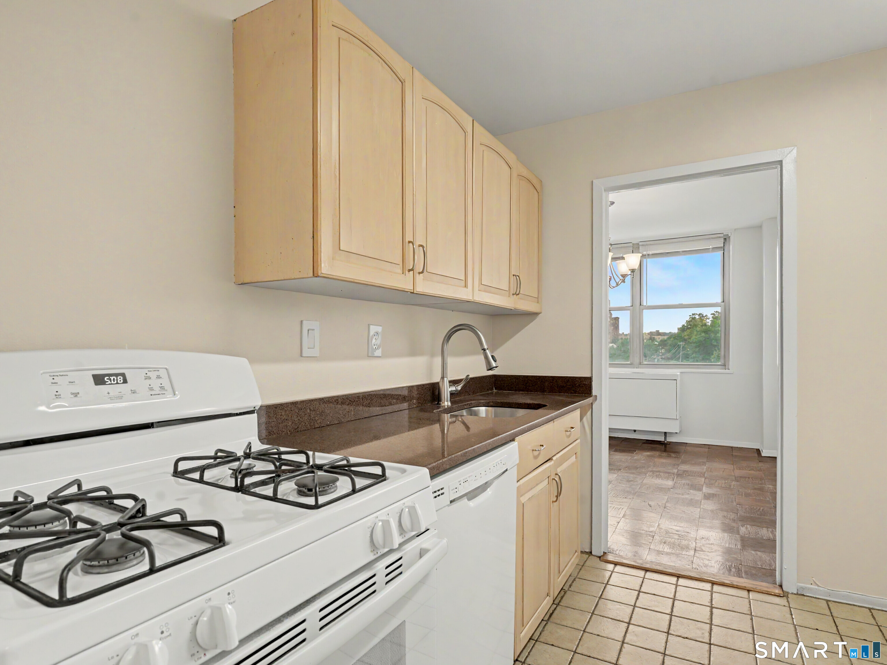 50 Glenbrook Road Unit #3D photo 12