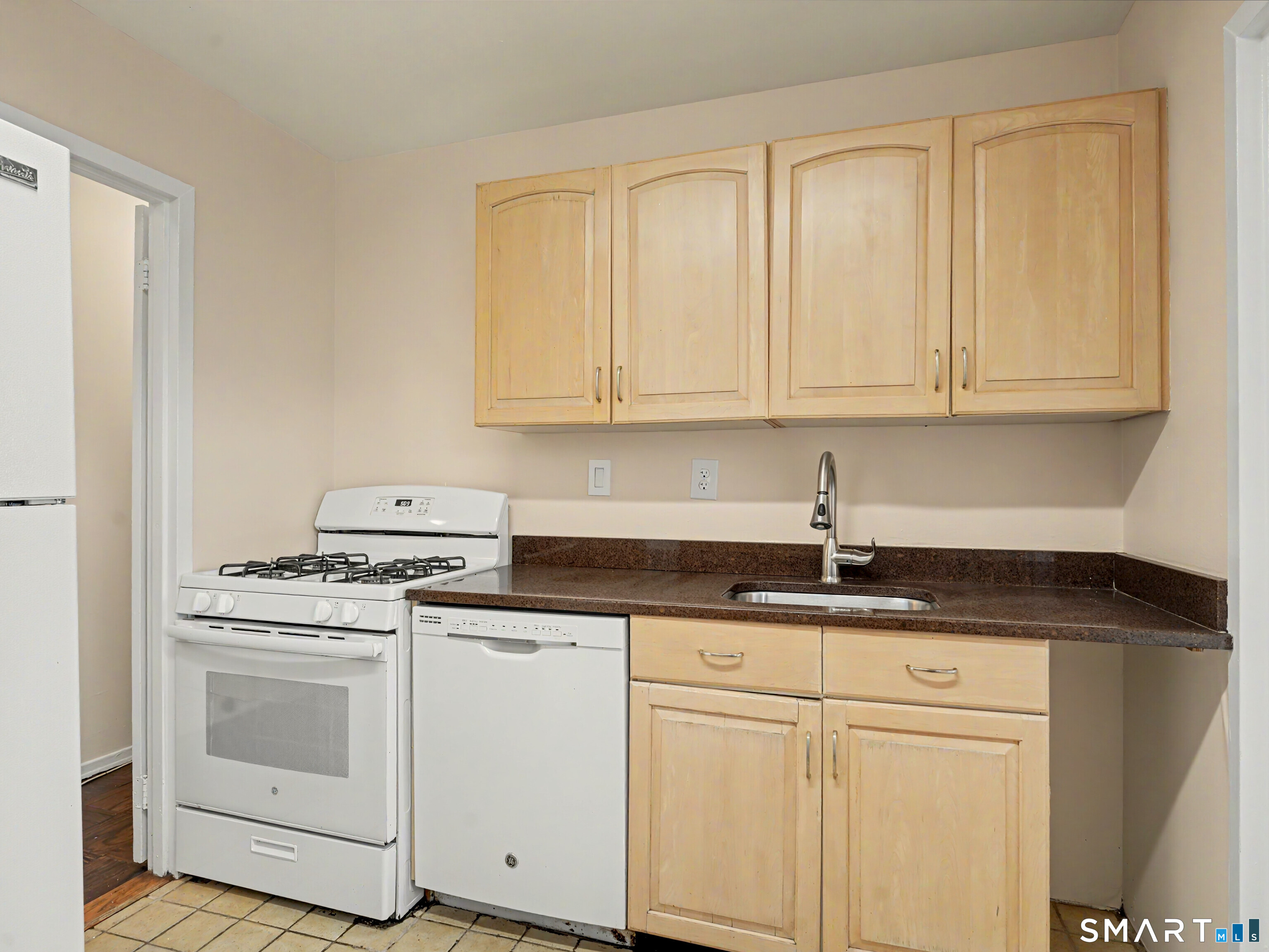 50 Glenbrook Road Unit #3D photo 13