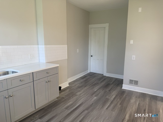 86 Cottage Avenue photo 10