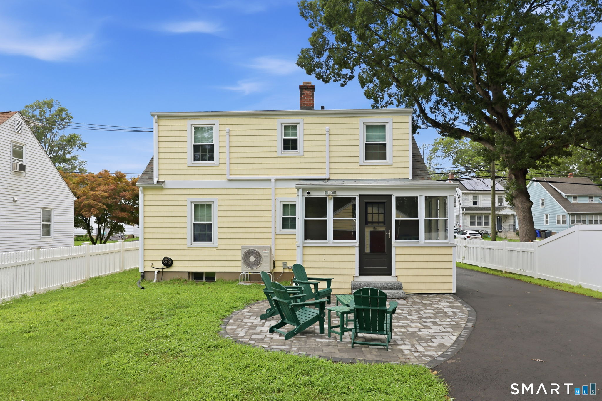 134 Oakwood Avenue photo 24