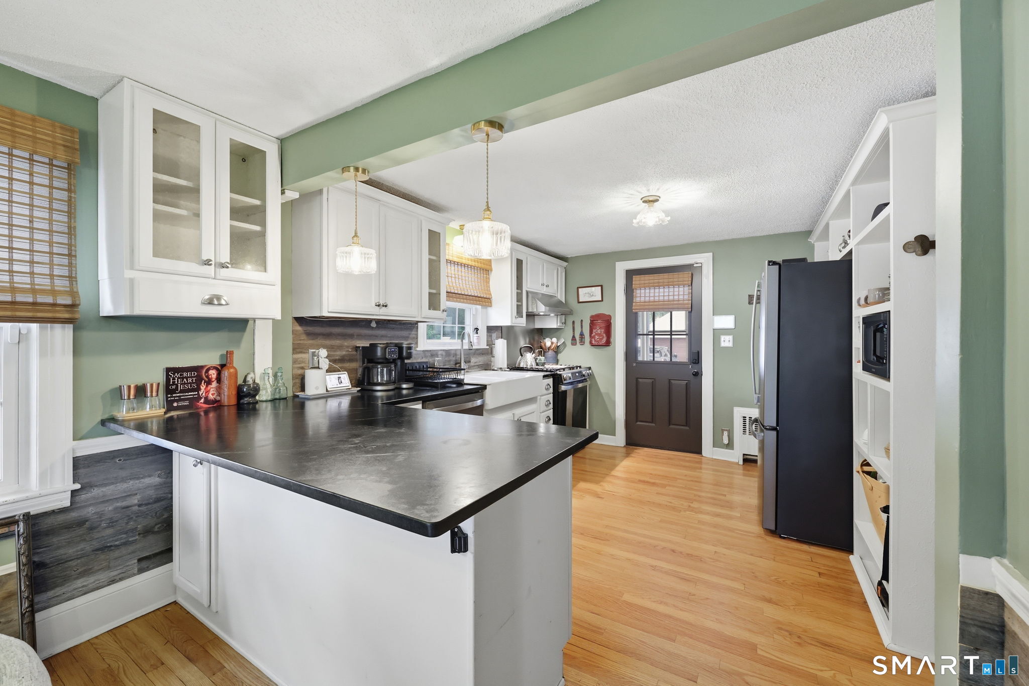 134 Oakwood Avenue photo 11