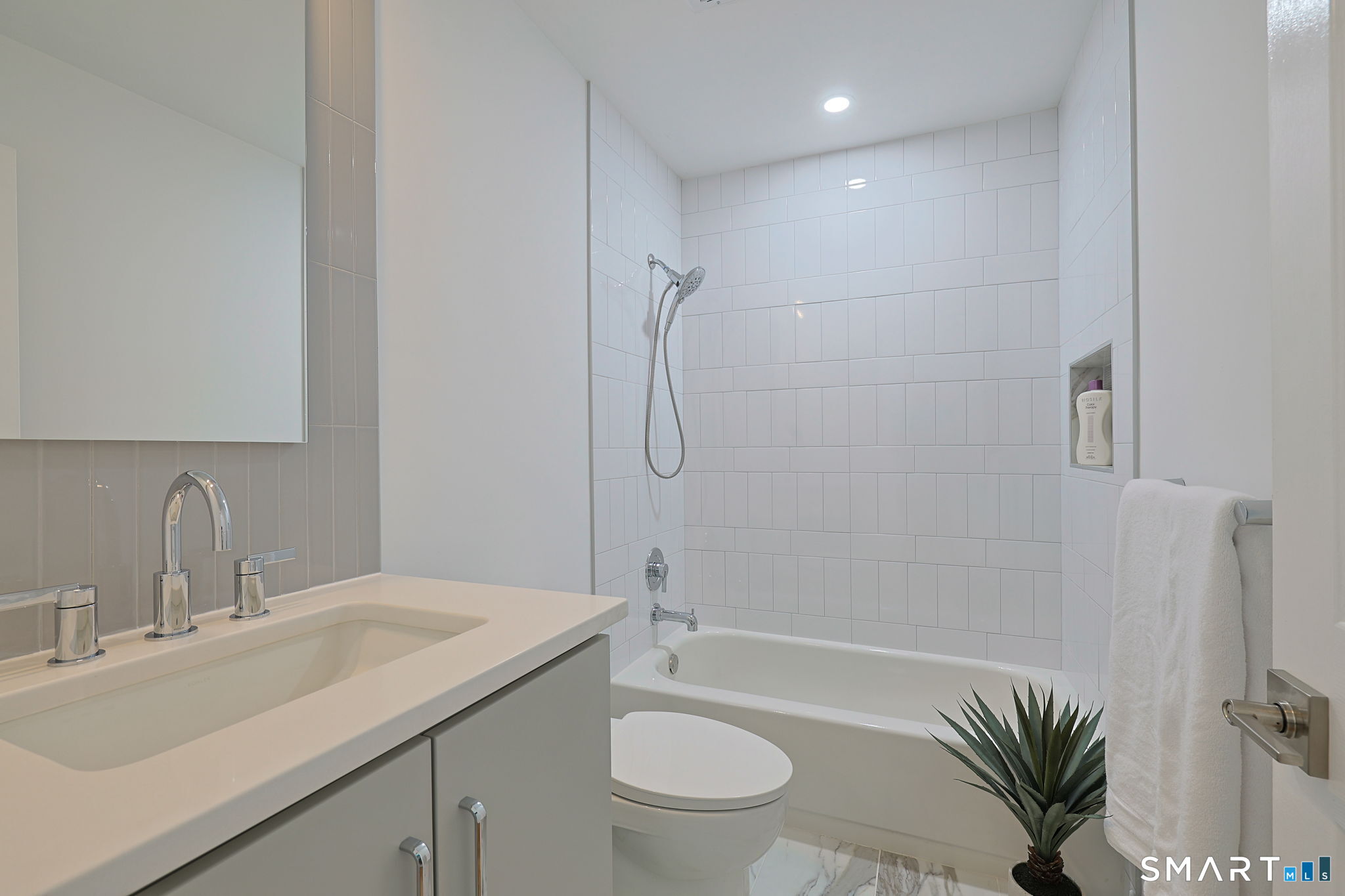 25 Rivendell Drive Unit #25 photo 19