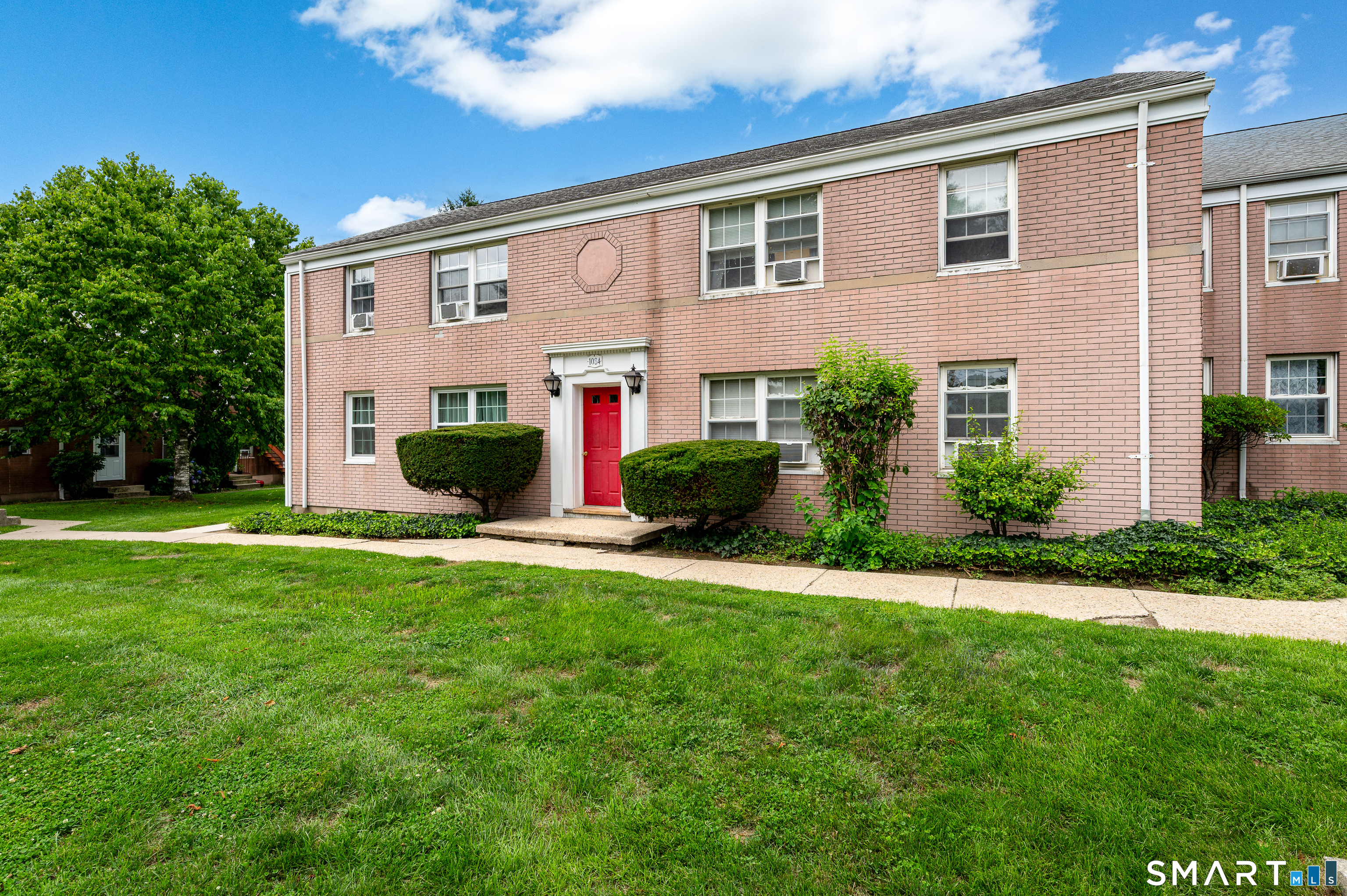 1084 East Main Street Unit #1 photo 25