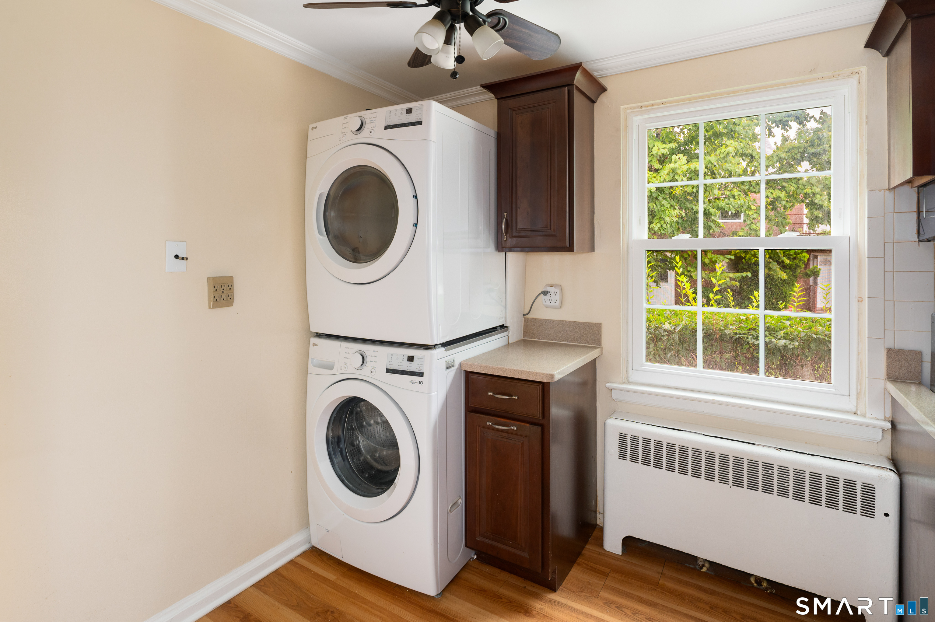 1084 East Main Street Unit #1 photo 11