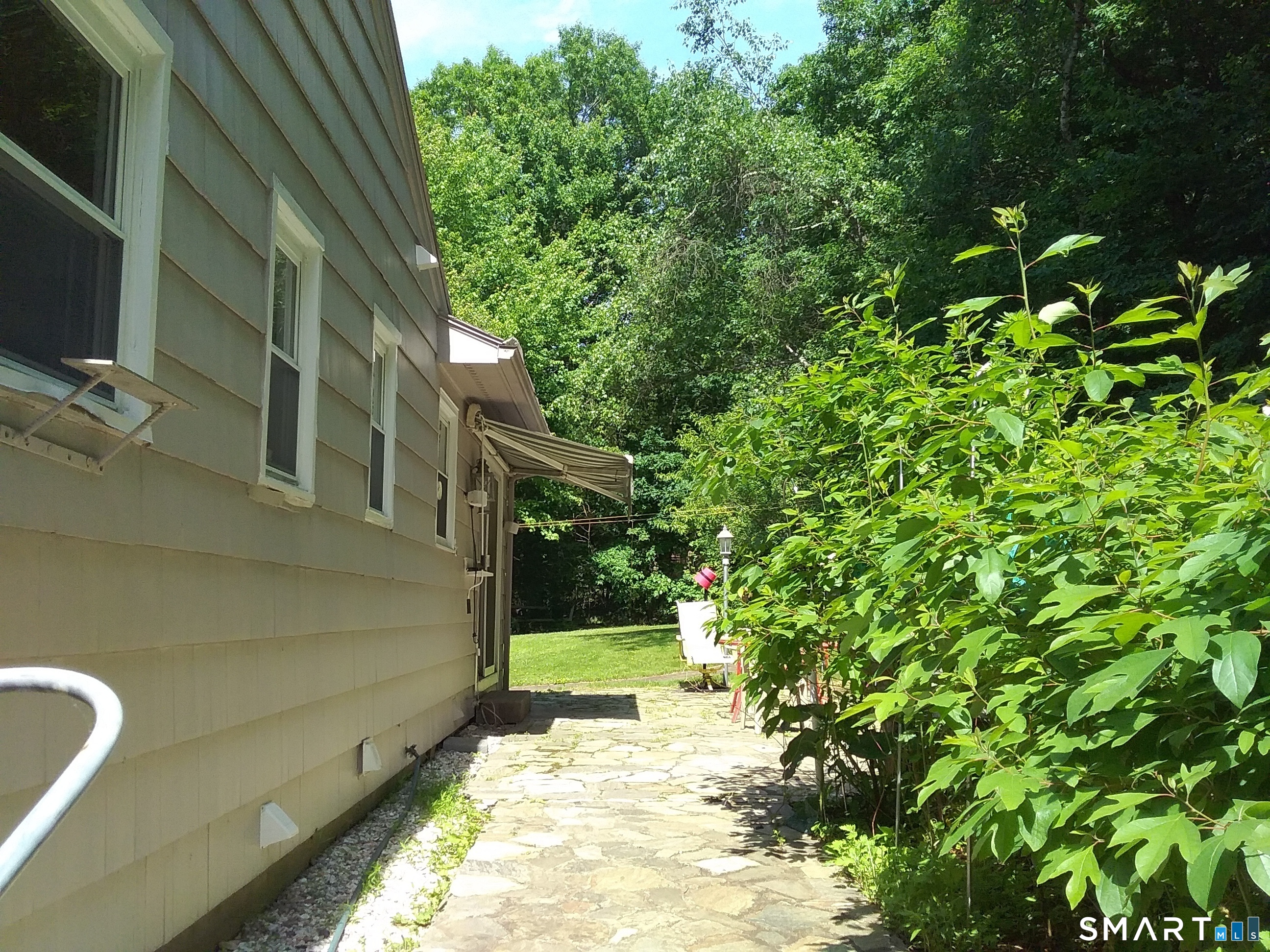 242 Grove Street photo 22
