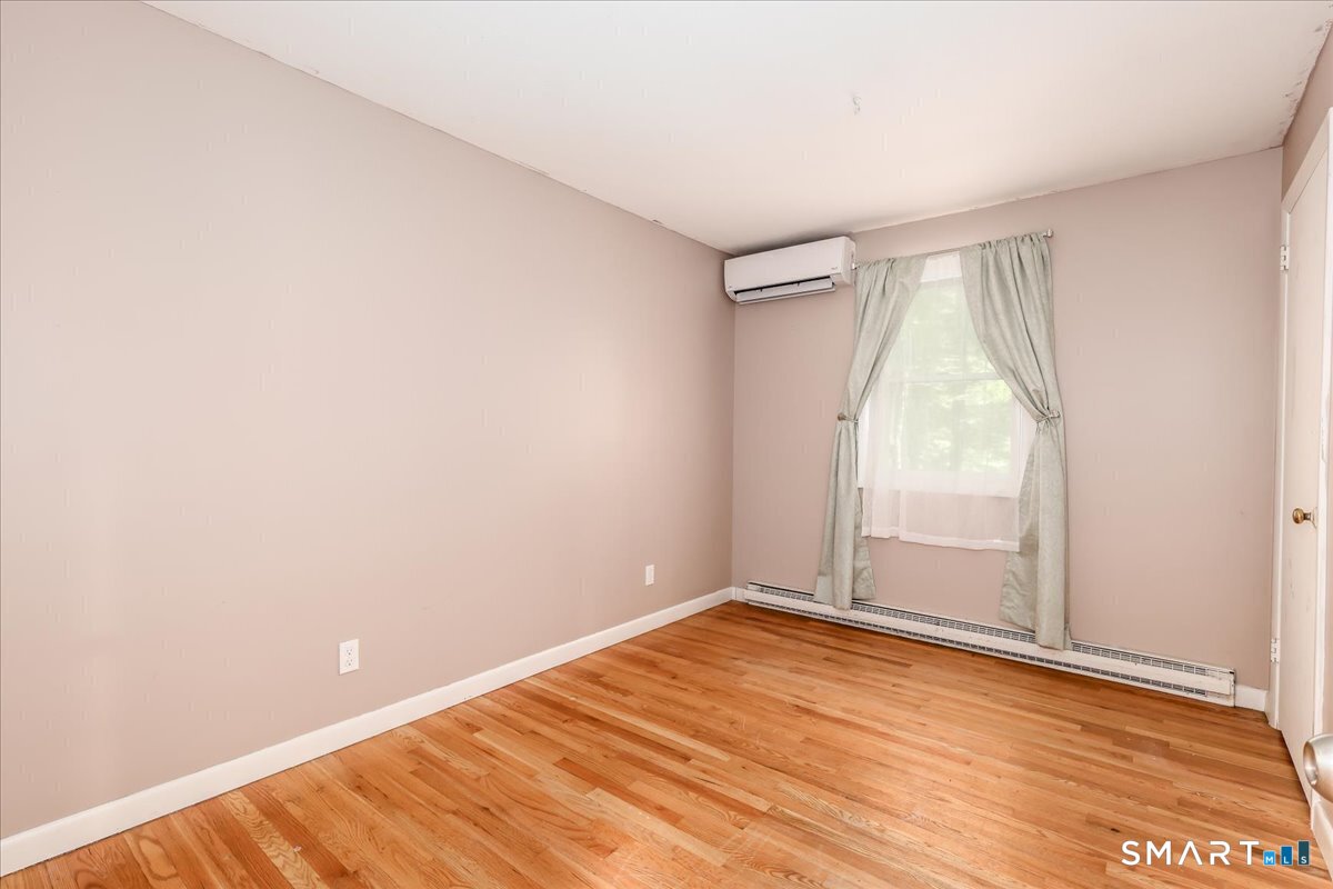 643 Bucks Hill Road photo 10