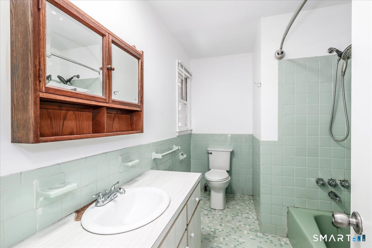 643 Bucks Hill Road photo 13