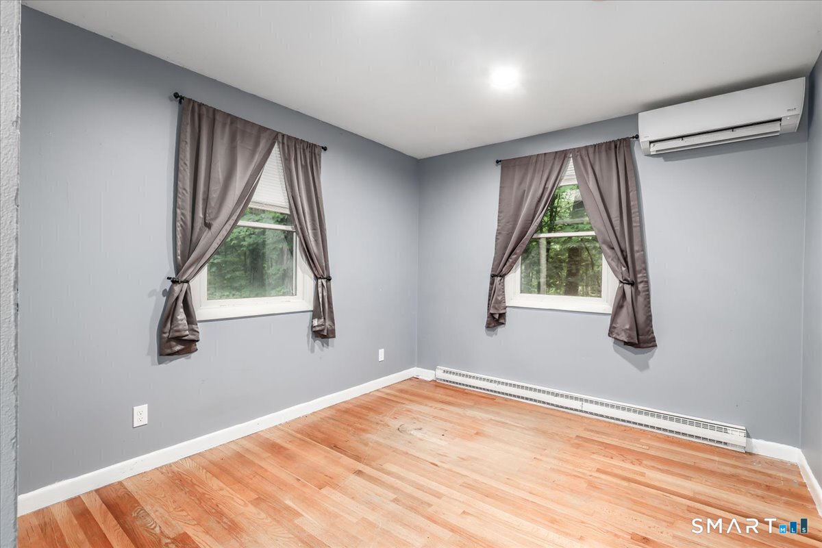 643 Bucks Hill Road photo 17