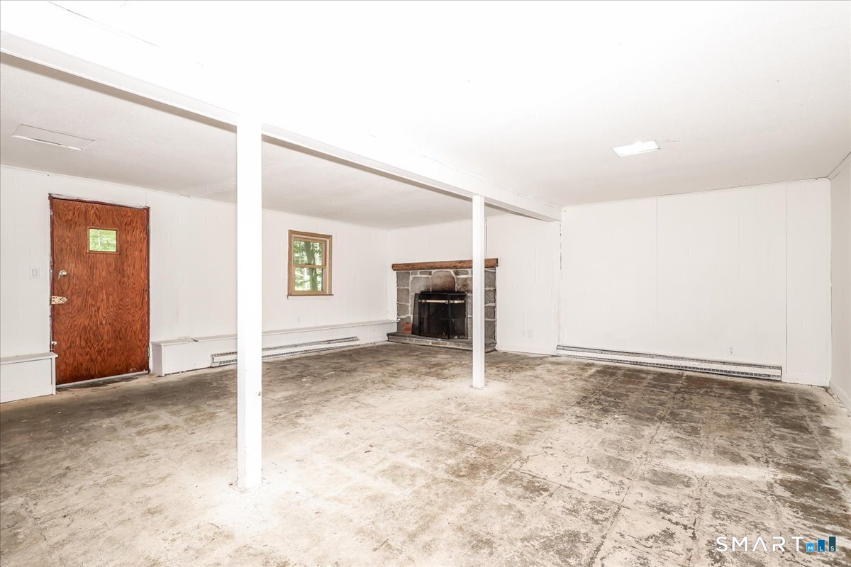 643 Bucks Hill Road photo 19