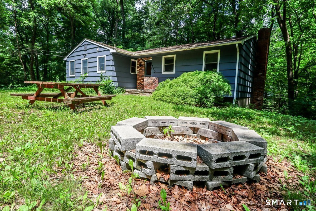 643 Bucks Hill Road photo 24