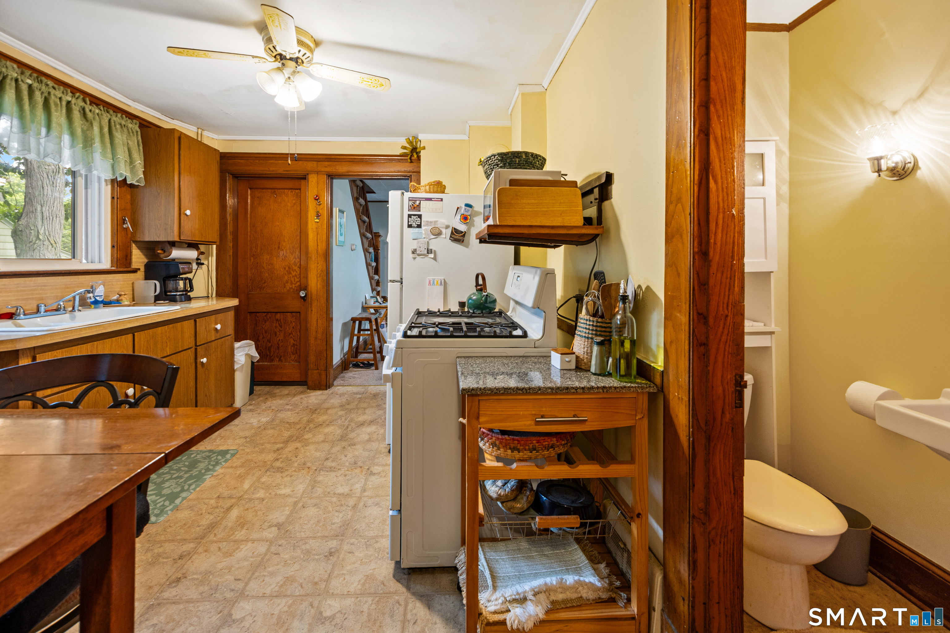 26 Fairview Street photo 14