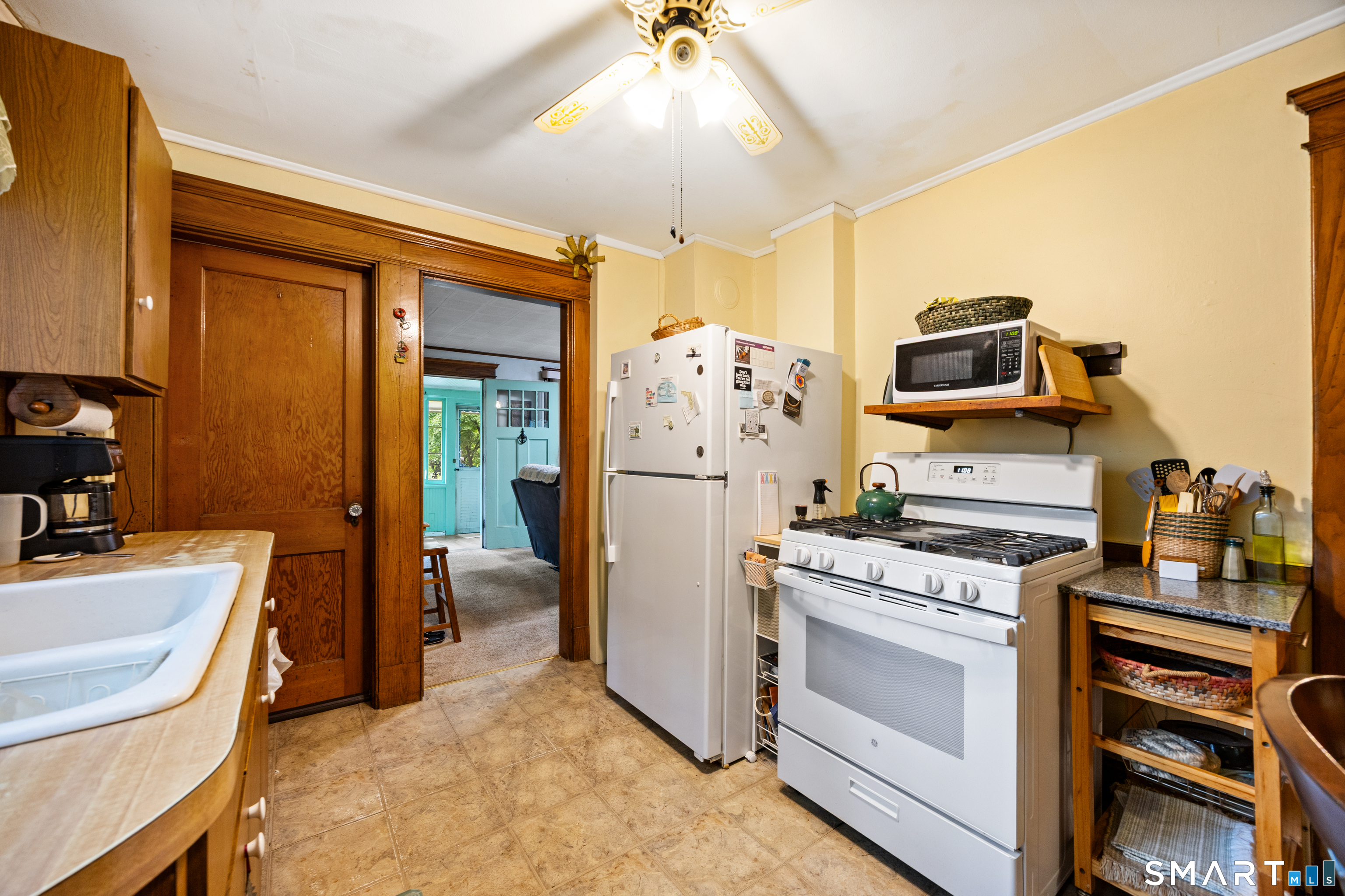 26 Fairview Street photo 16