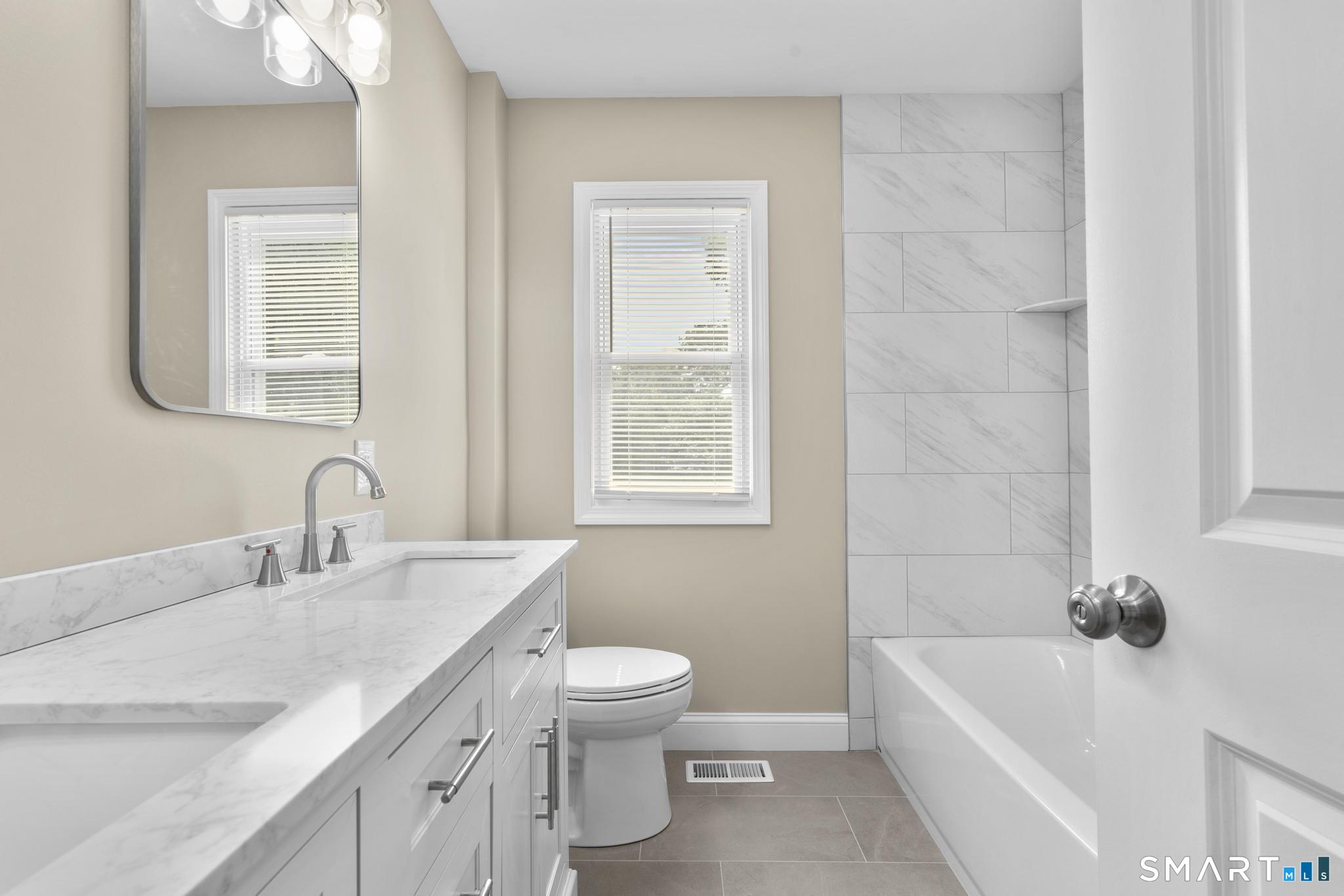 57 Soundview Avenue photo 13