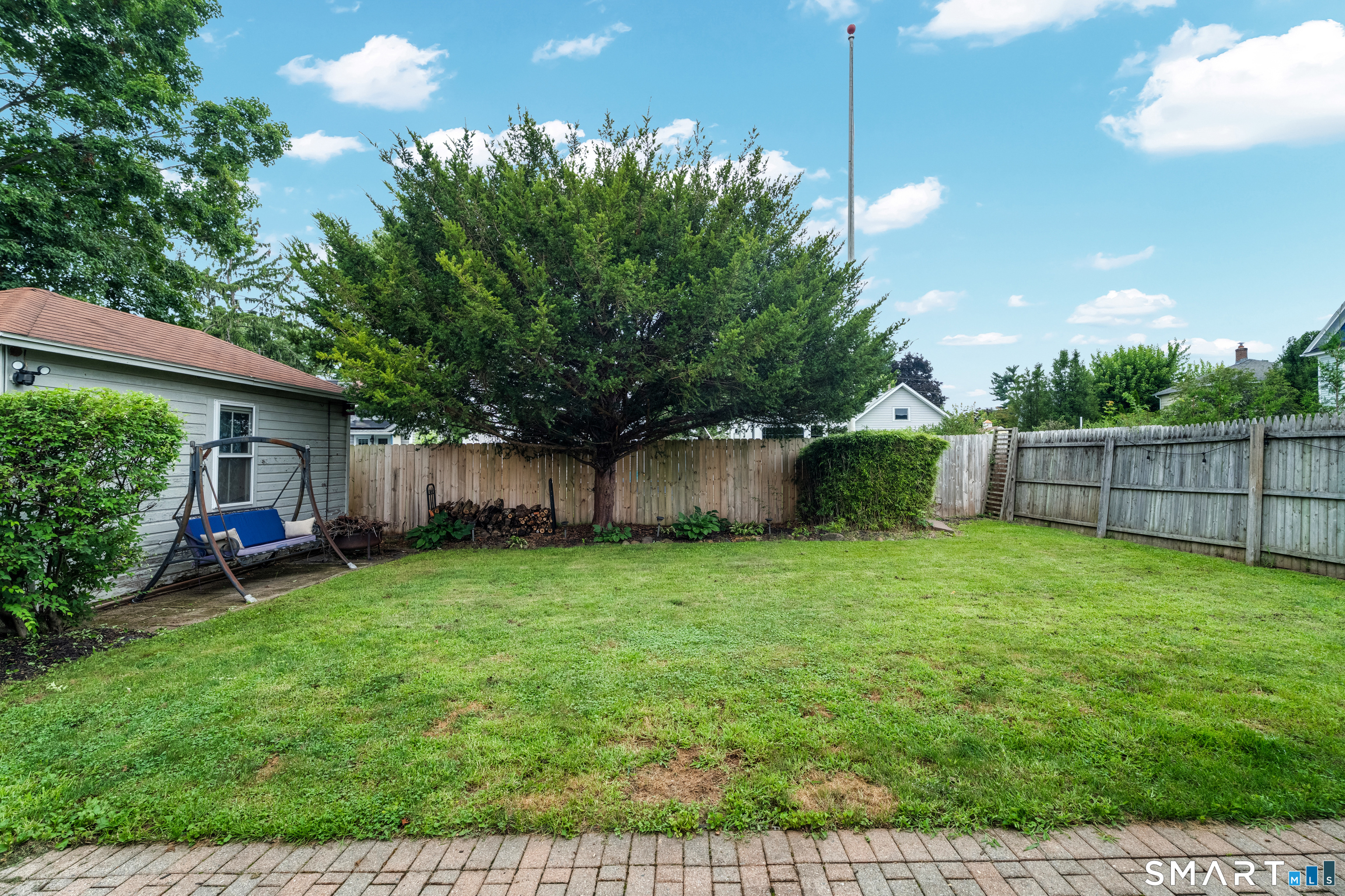 286 Russell Street photo 35