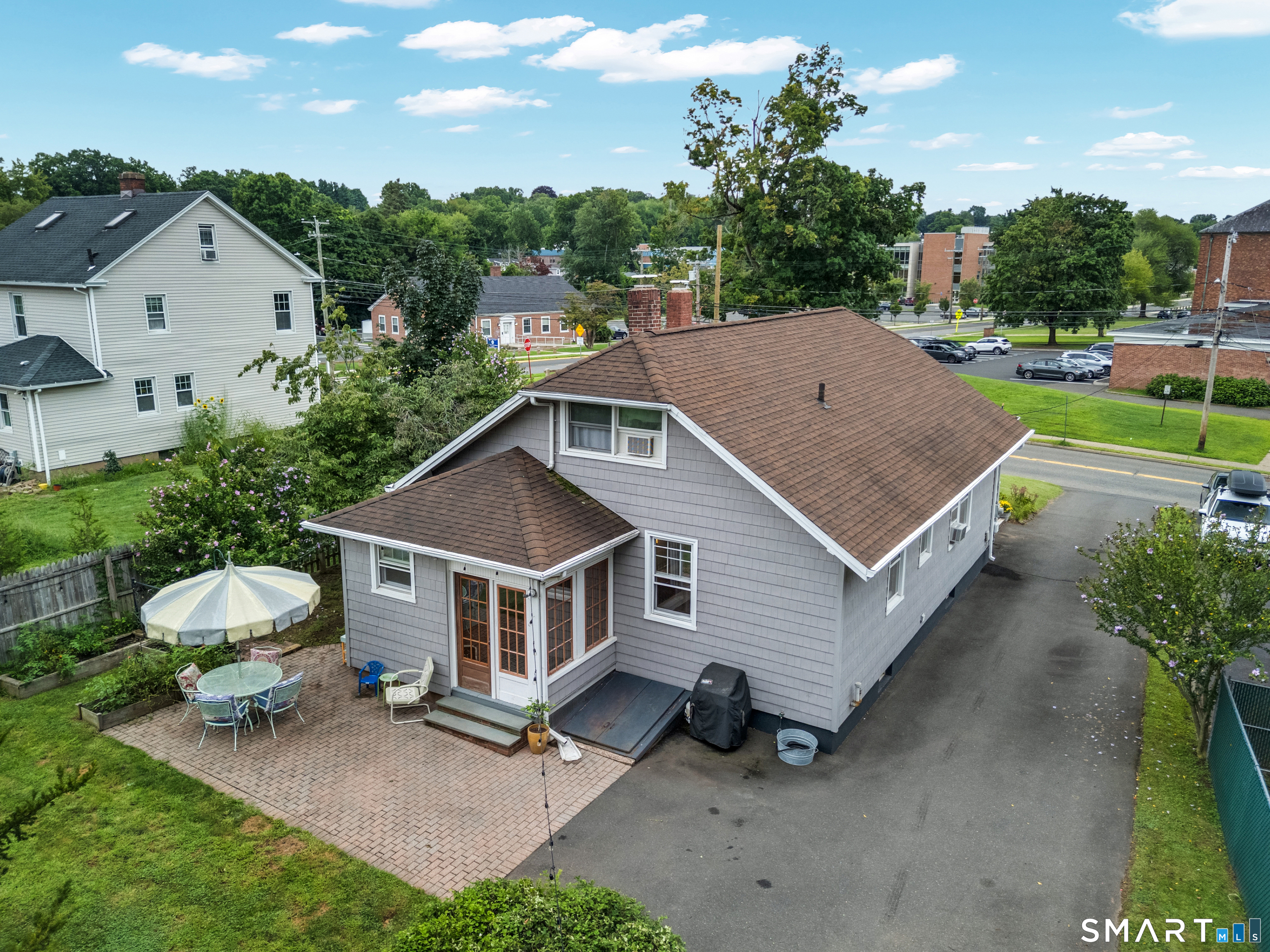 286 Russell Street photo 39