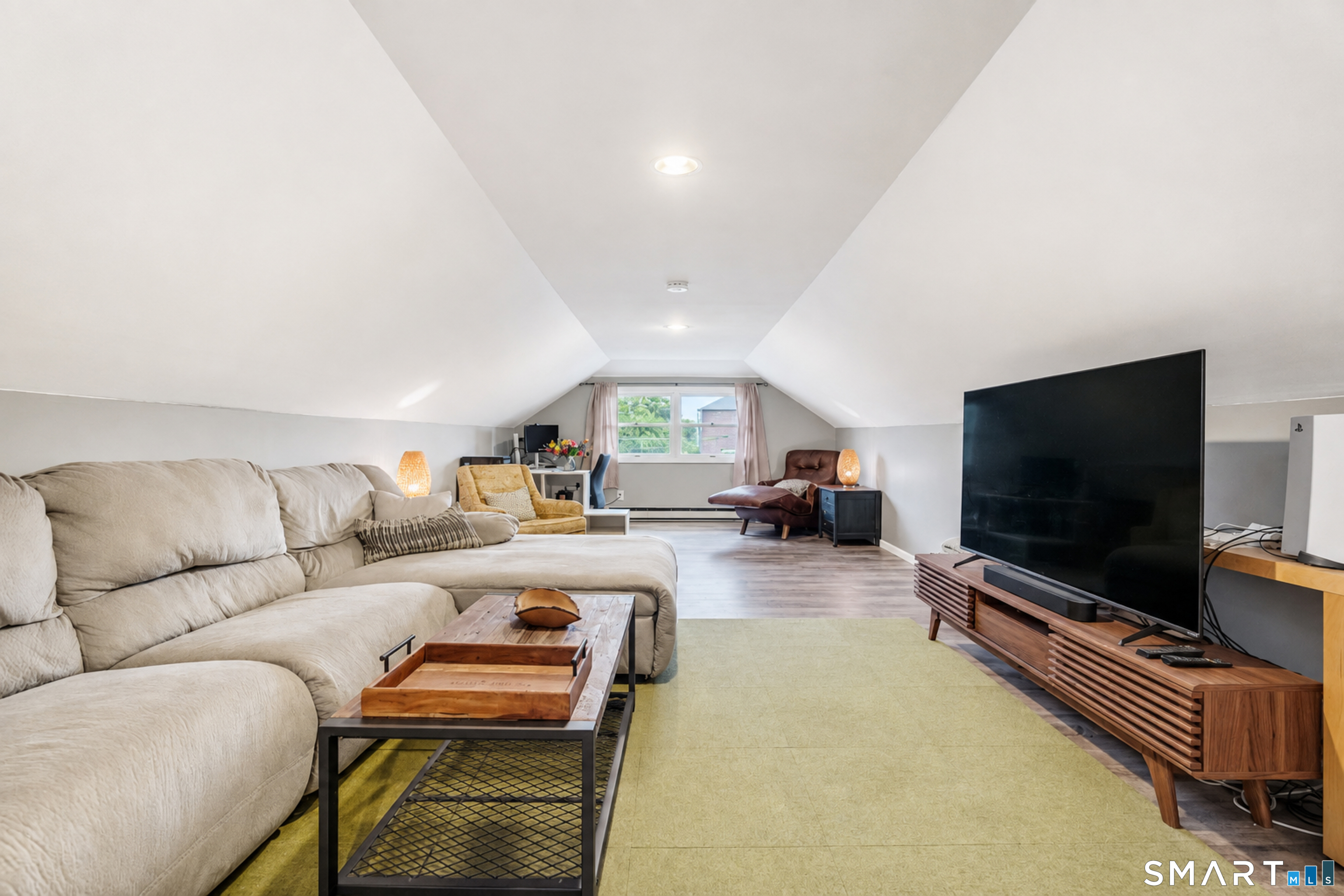 286 Russell Street photo 30