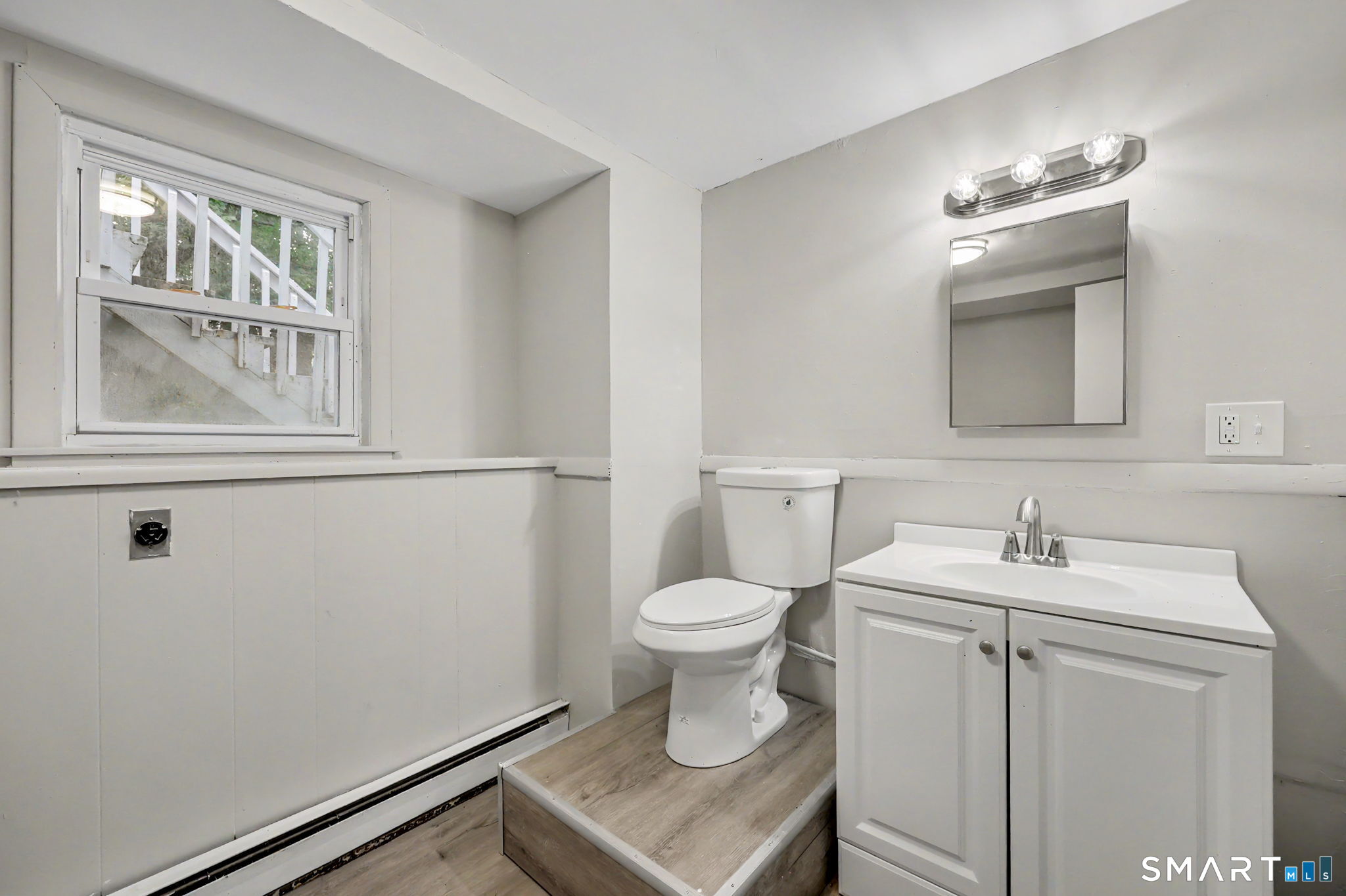 1 Winfield Avenue photo 29