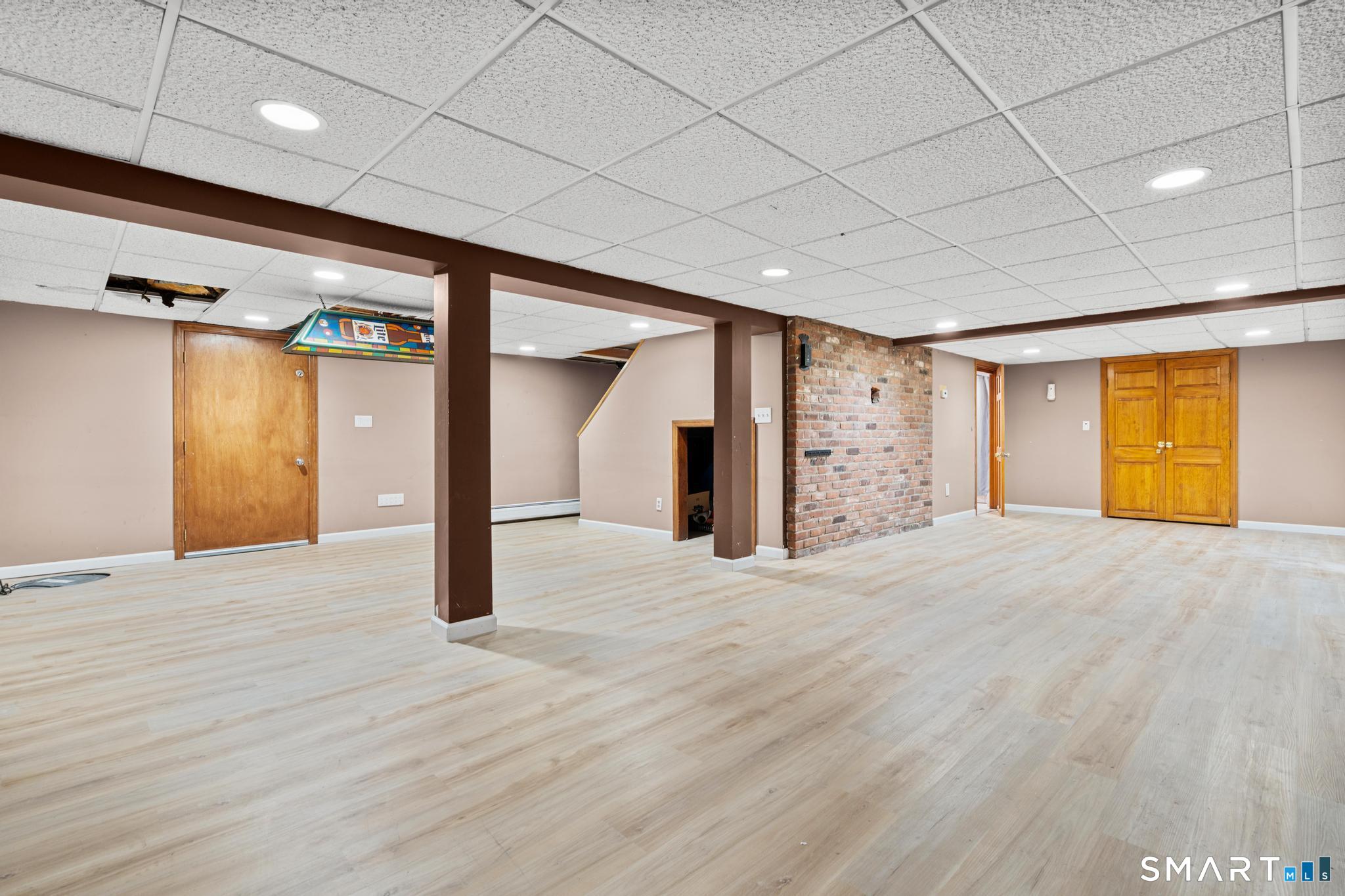 55 Guzzi Drive photo 36