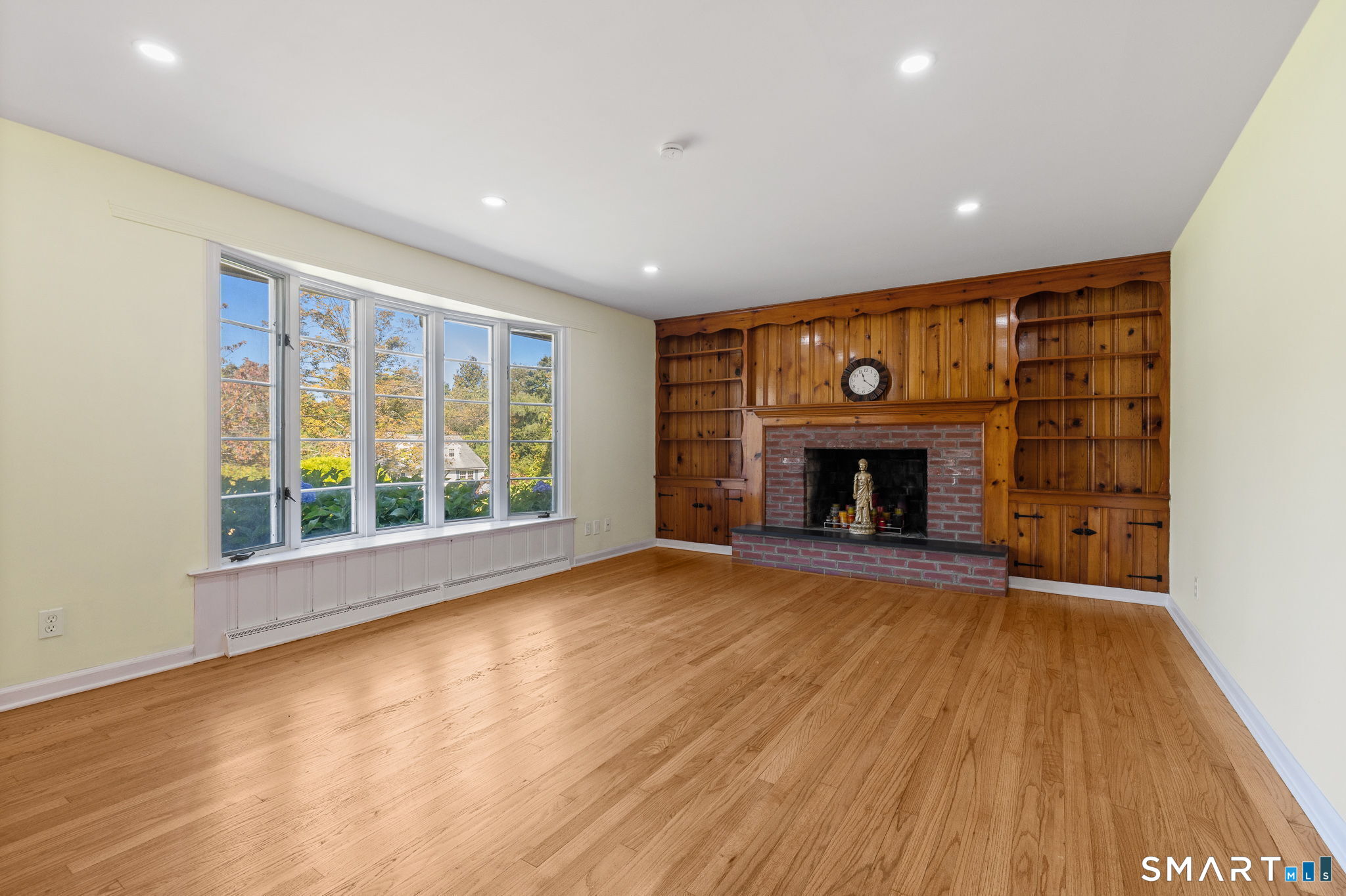 67 Hicock Drive photo 2