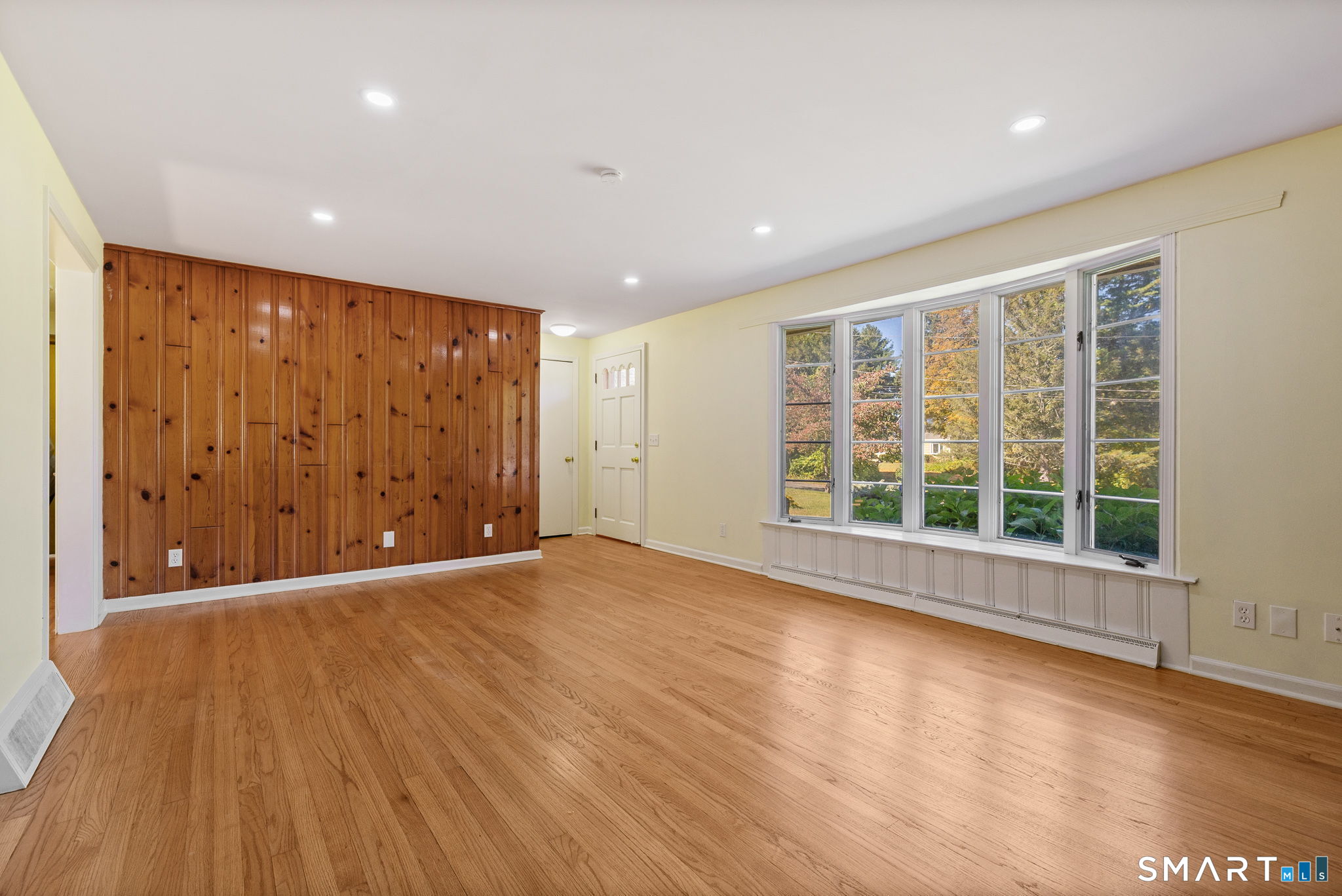 67 Hicock Drive photo 3