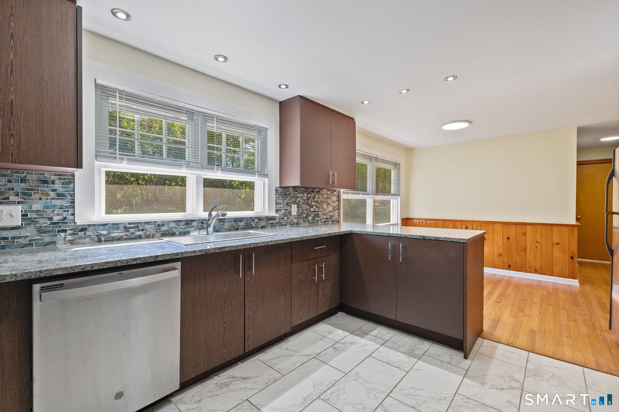 67 Hicock Drive photo 9