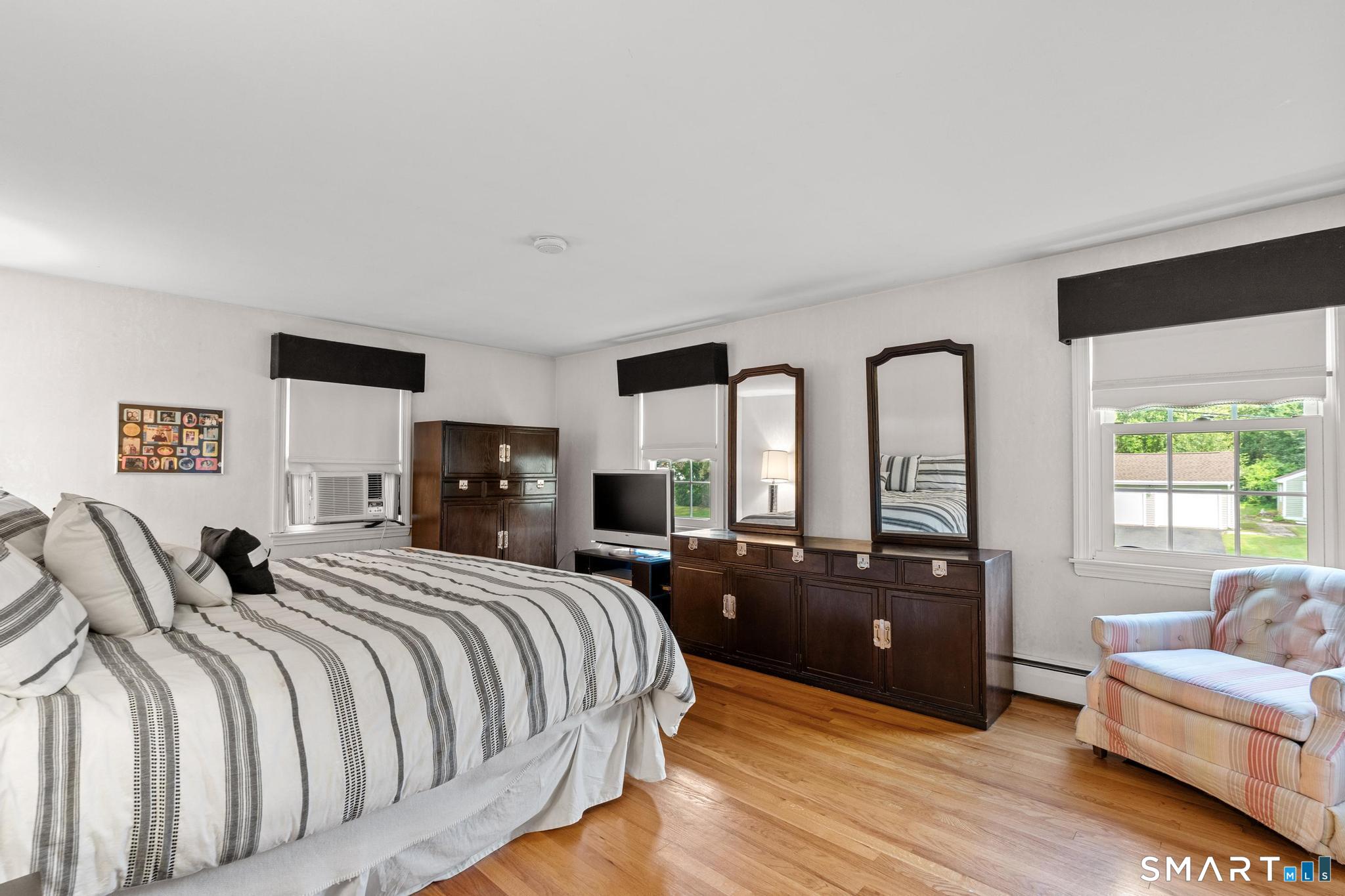 8 Robert Street photo 25