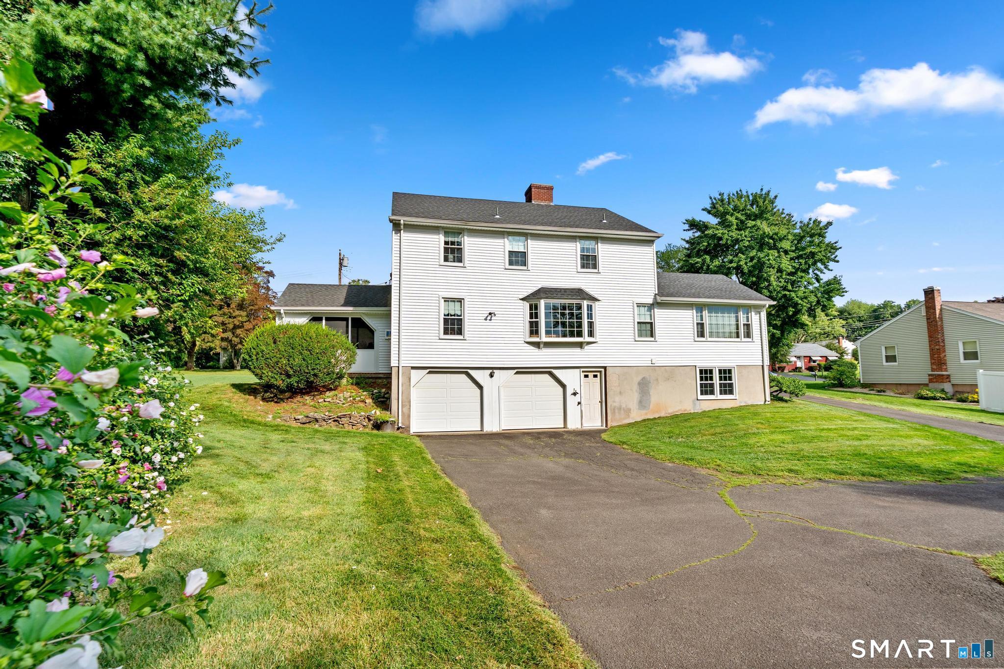 8 Robert Street photo 34