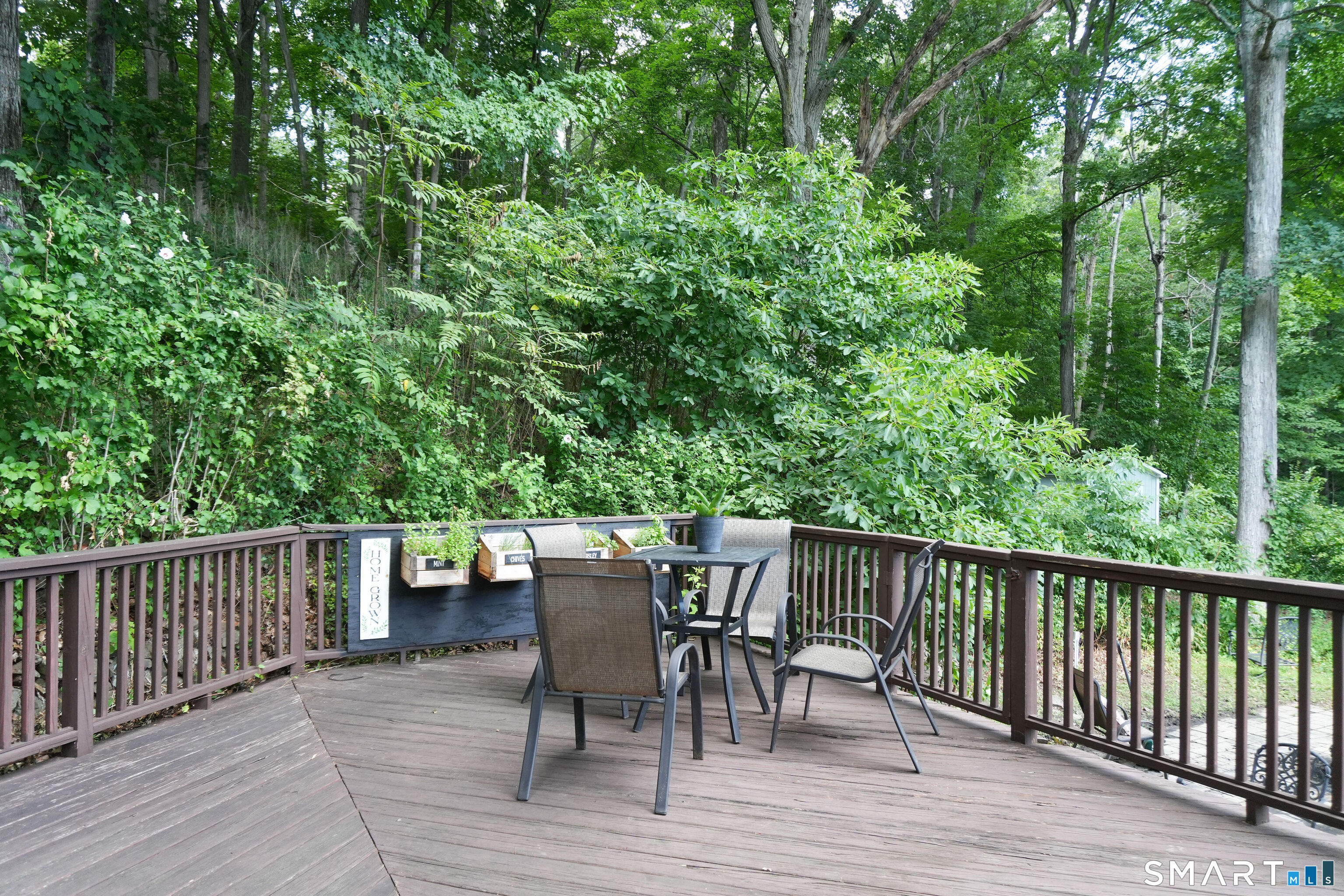 9th image of 138 Sylvan Hills Rd, East Haven, CT 06513 | MLS# 24199866