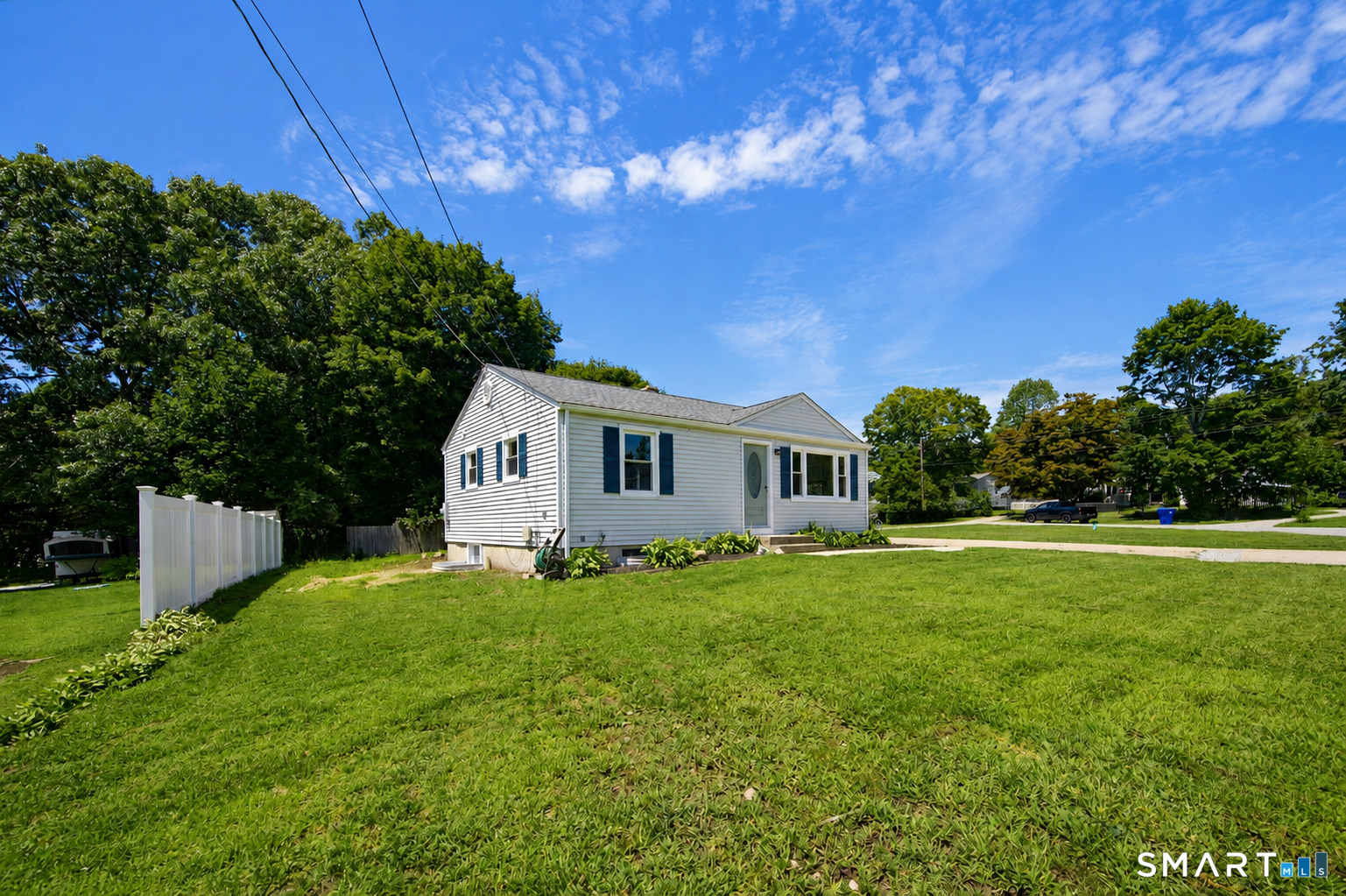 4th image of 8 Cedar Dr, North Stonington, CT 06359 | MLS# 24195981