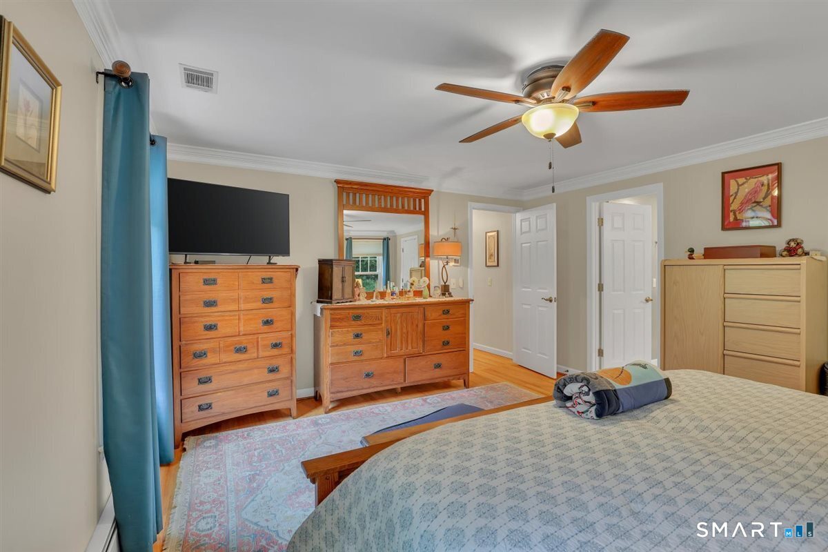 37 Woodfields Drive photo 21