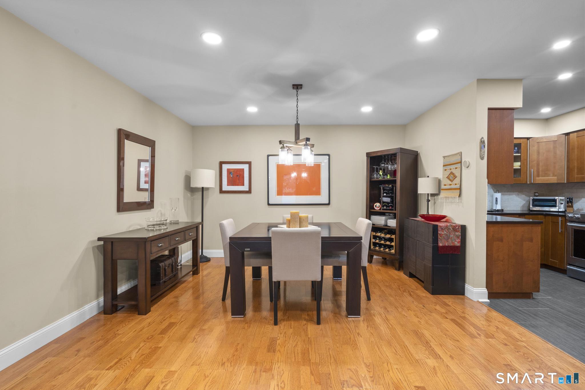 4th image of 40 Riverside Ave #4, Stamford, CT 06905 | MLS# 24198417