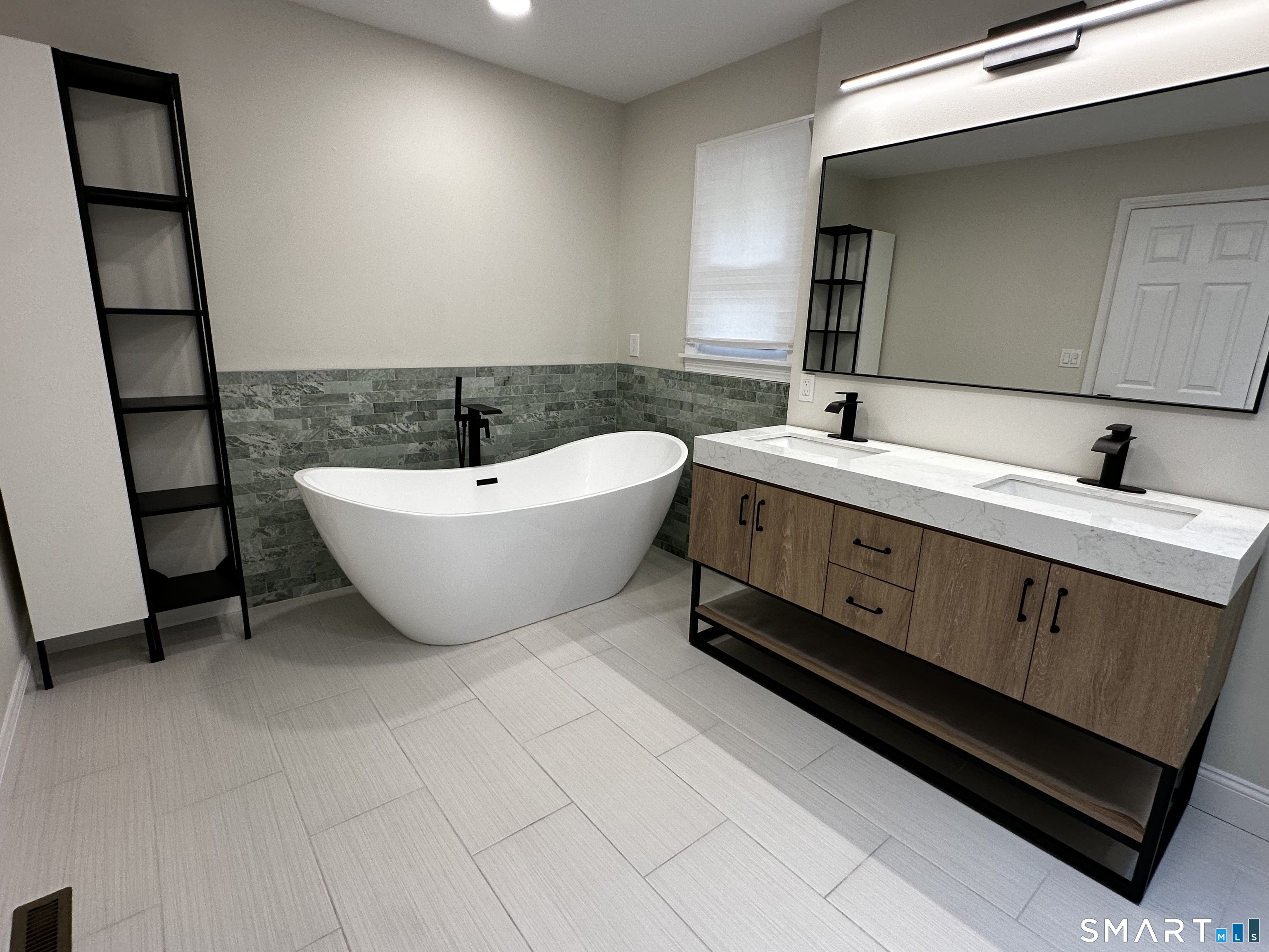 12 Canterbury Road Unit #12 photo 17