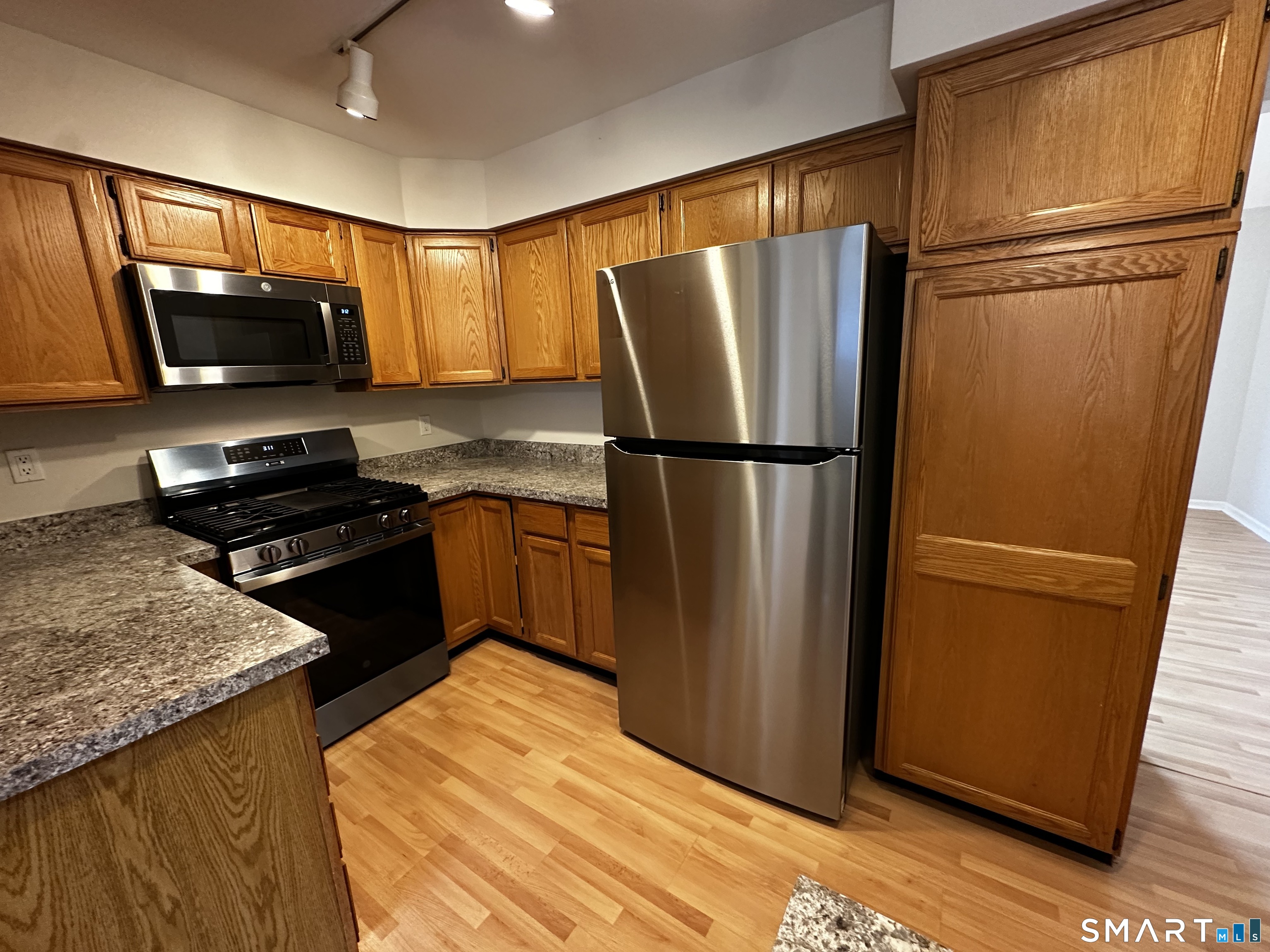12 Canterbury Road Unit #12 photo 11