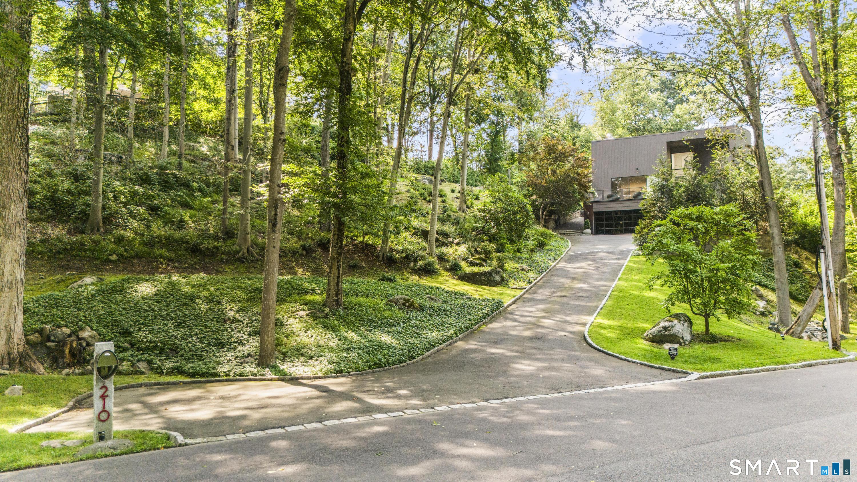 210 Red Fox Road photo 40