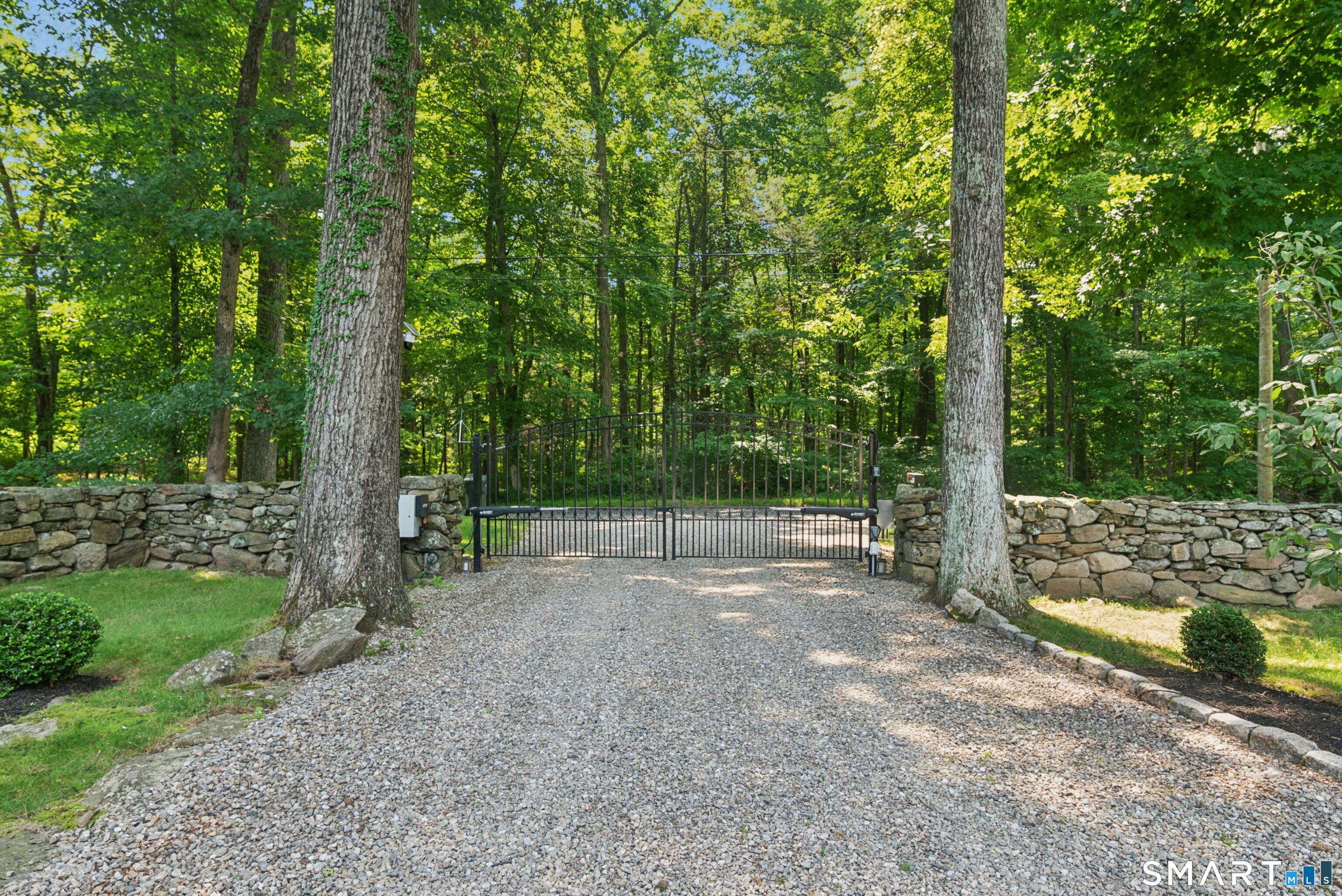 130 Freeborn Road photo 40
