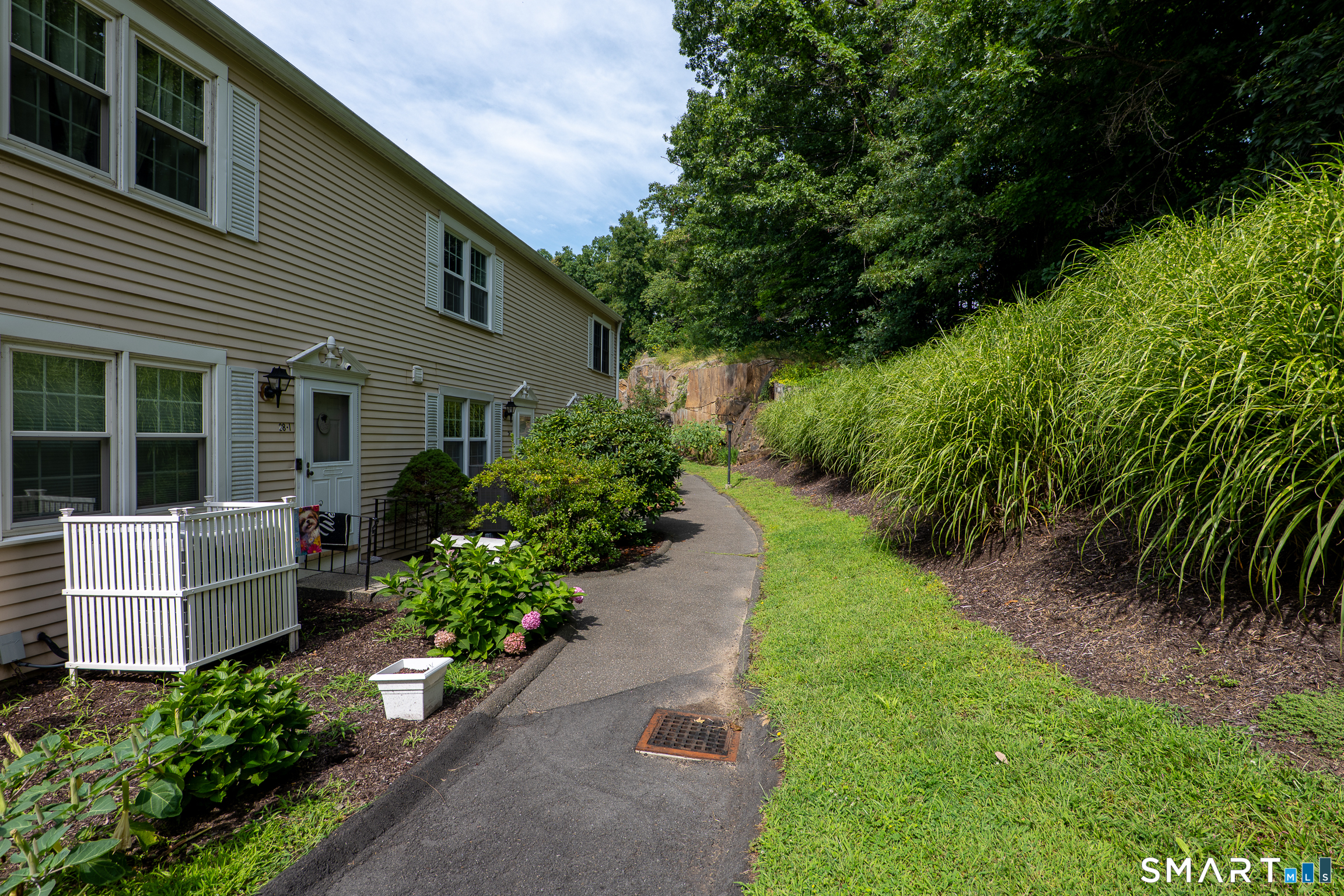 55 Mill Plain Road Unit #28-6 photo 40