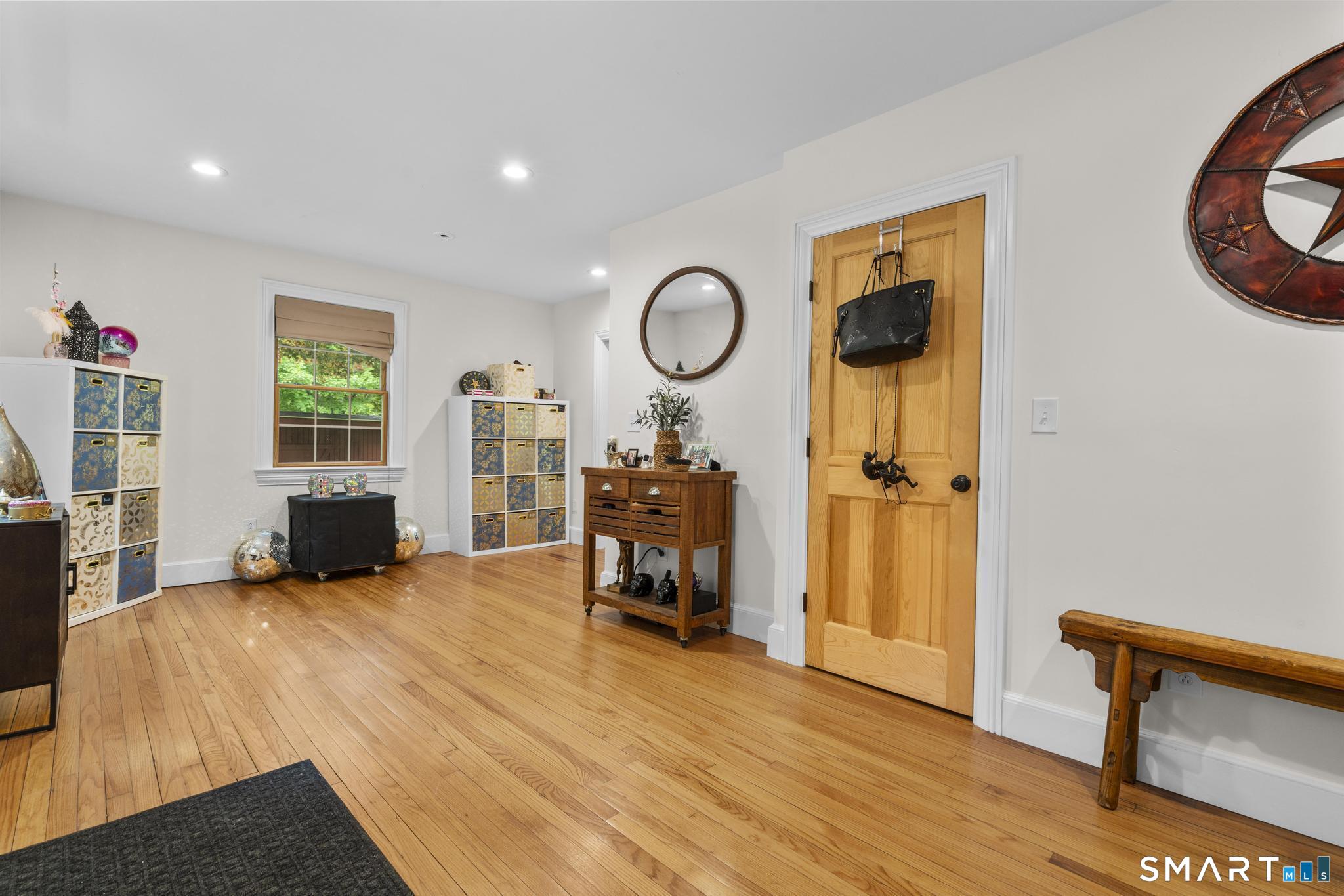35 Armstrong Road photo 6