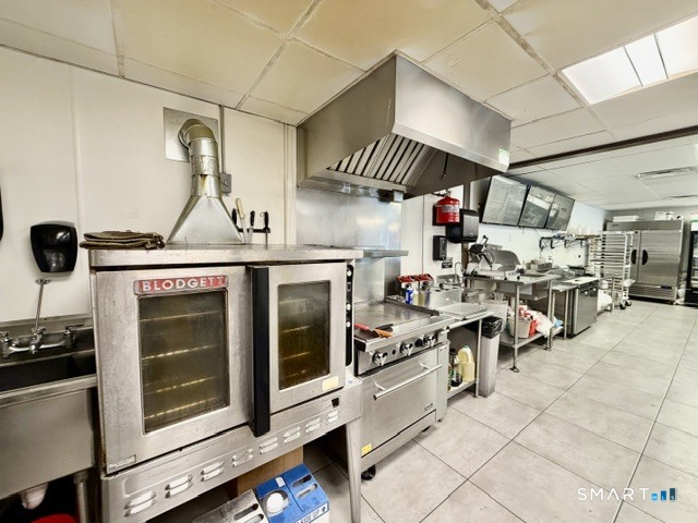 132 New Haven Road photo 14